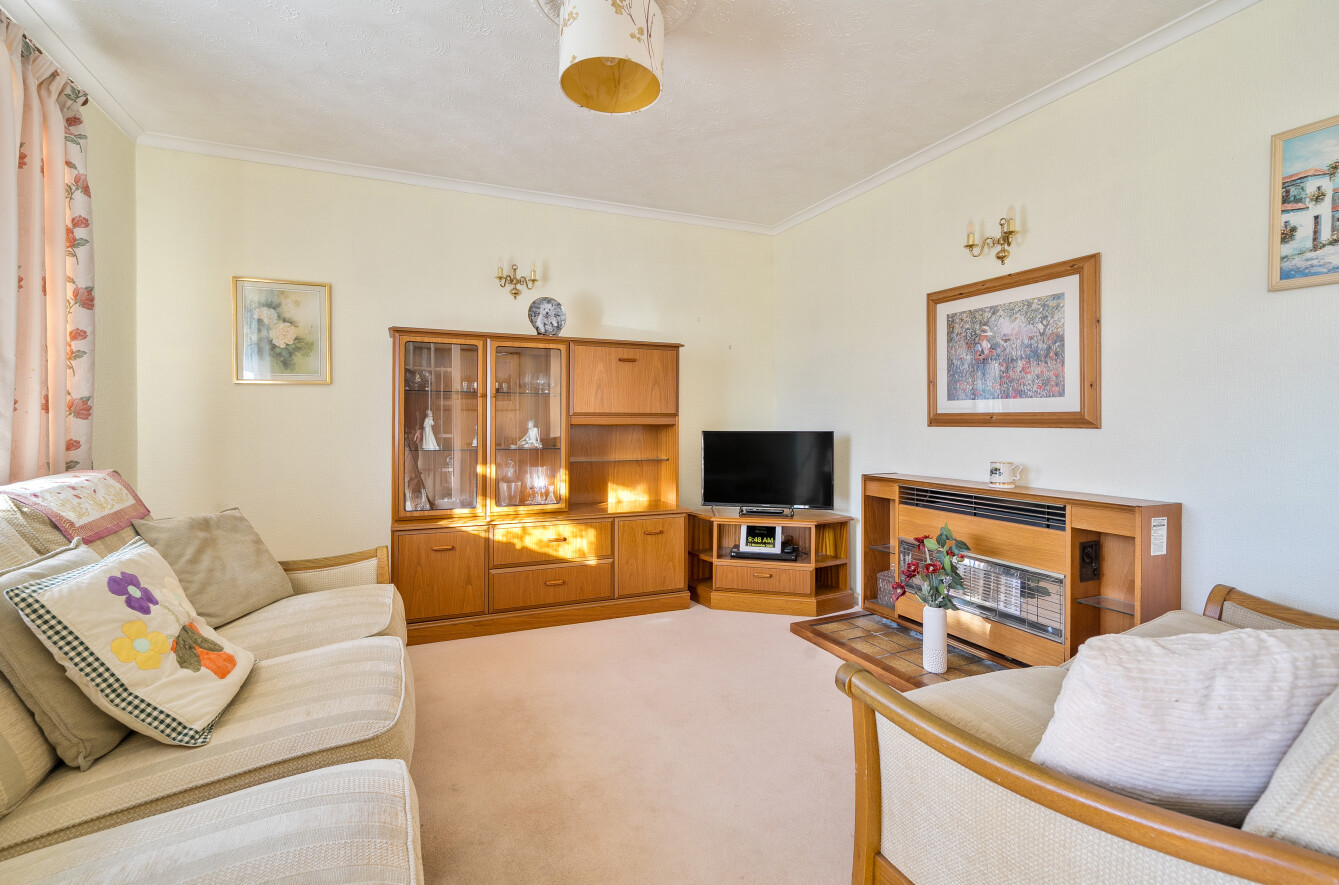 Alexander Close, Creech St. Michael, Taunton, Somerset, TA3, photo 2