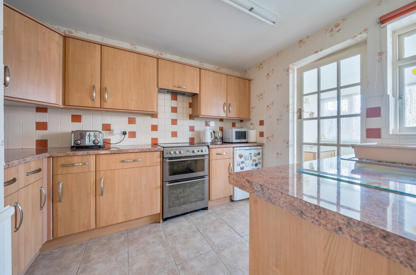 Alexander Close, Creech St. Michael, Taunton, Somerset, TA3, photo 3