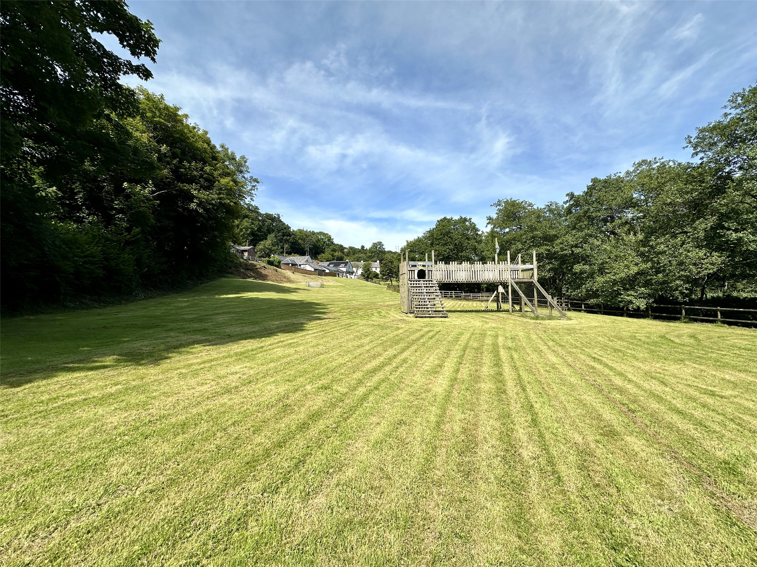 Seven Characterful Cottages & 4.5 Acres, West Down, Devon, EX34, photo 52