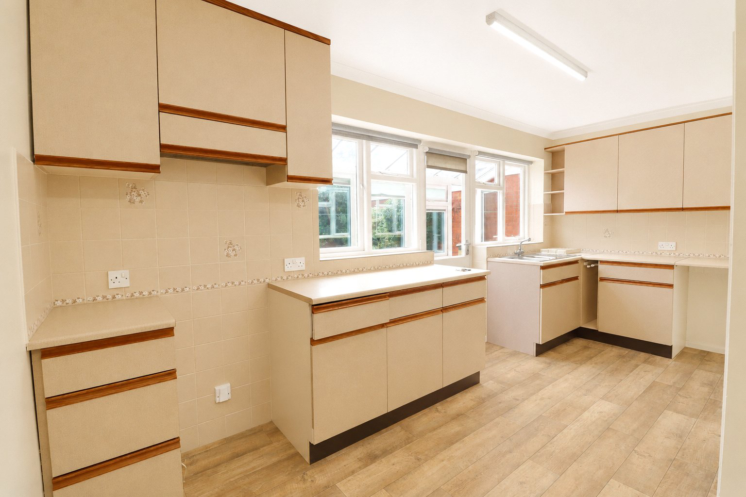 Spring Gardens, Wiveliscombe, Taunton, Somerset, TA4, photo 8