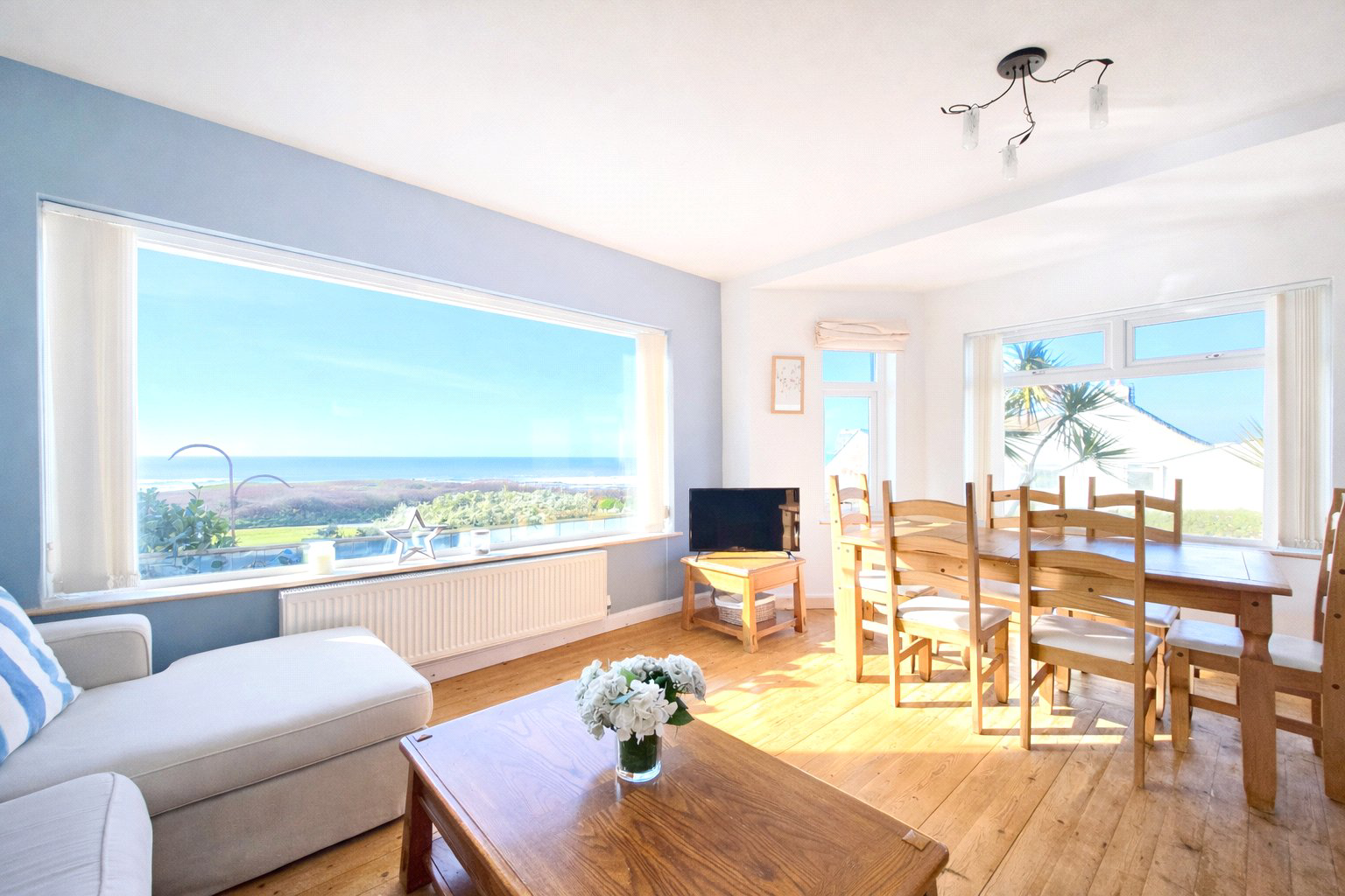 The Crescent, Widemouth Bay, Bude, Cornwall, EX23, photo 2