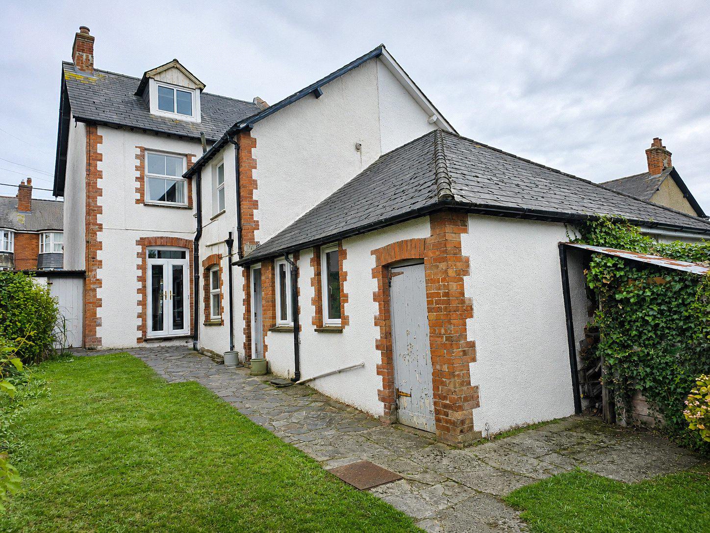 Photo 16