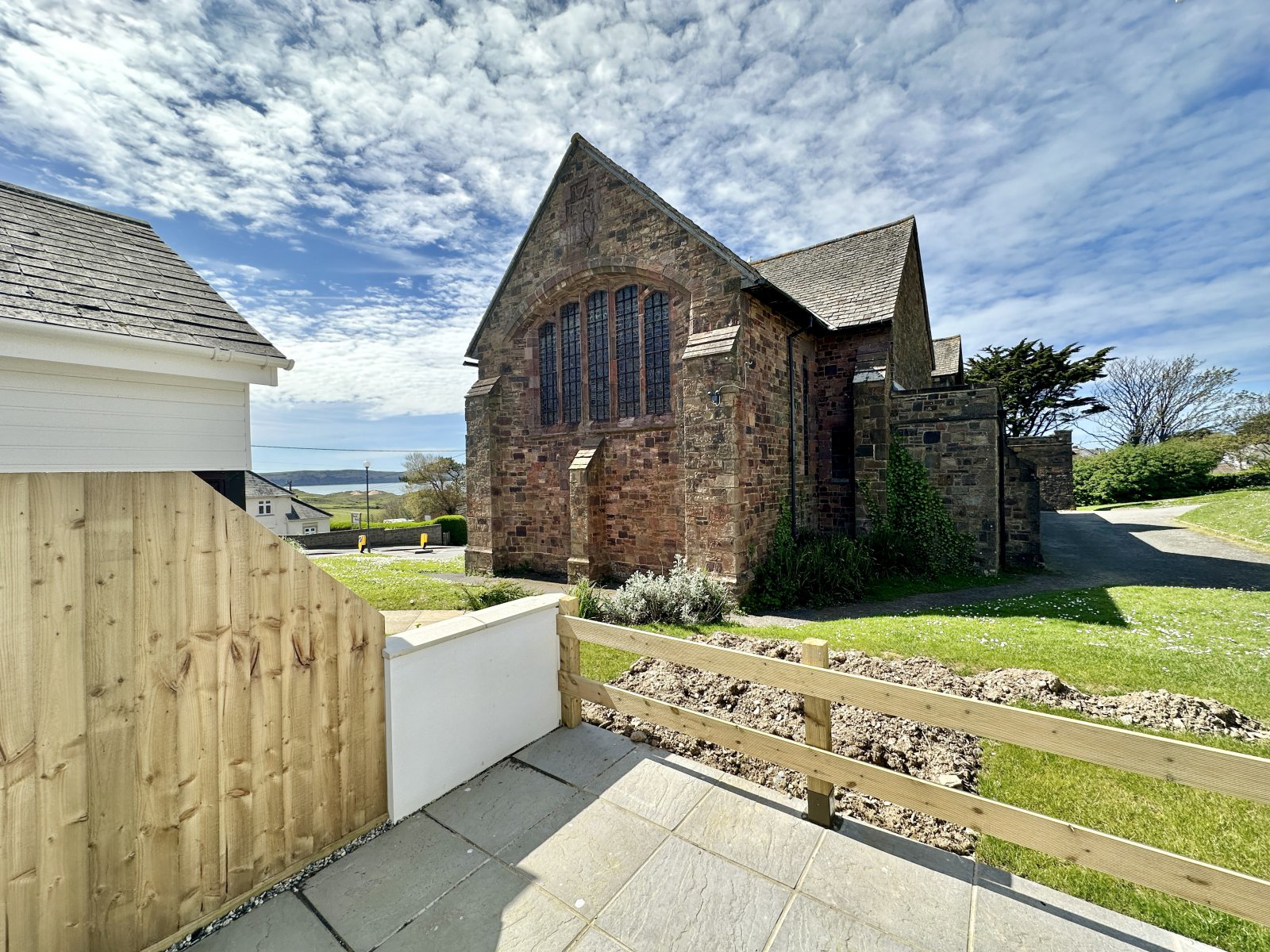 Photo 19