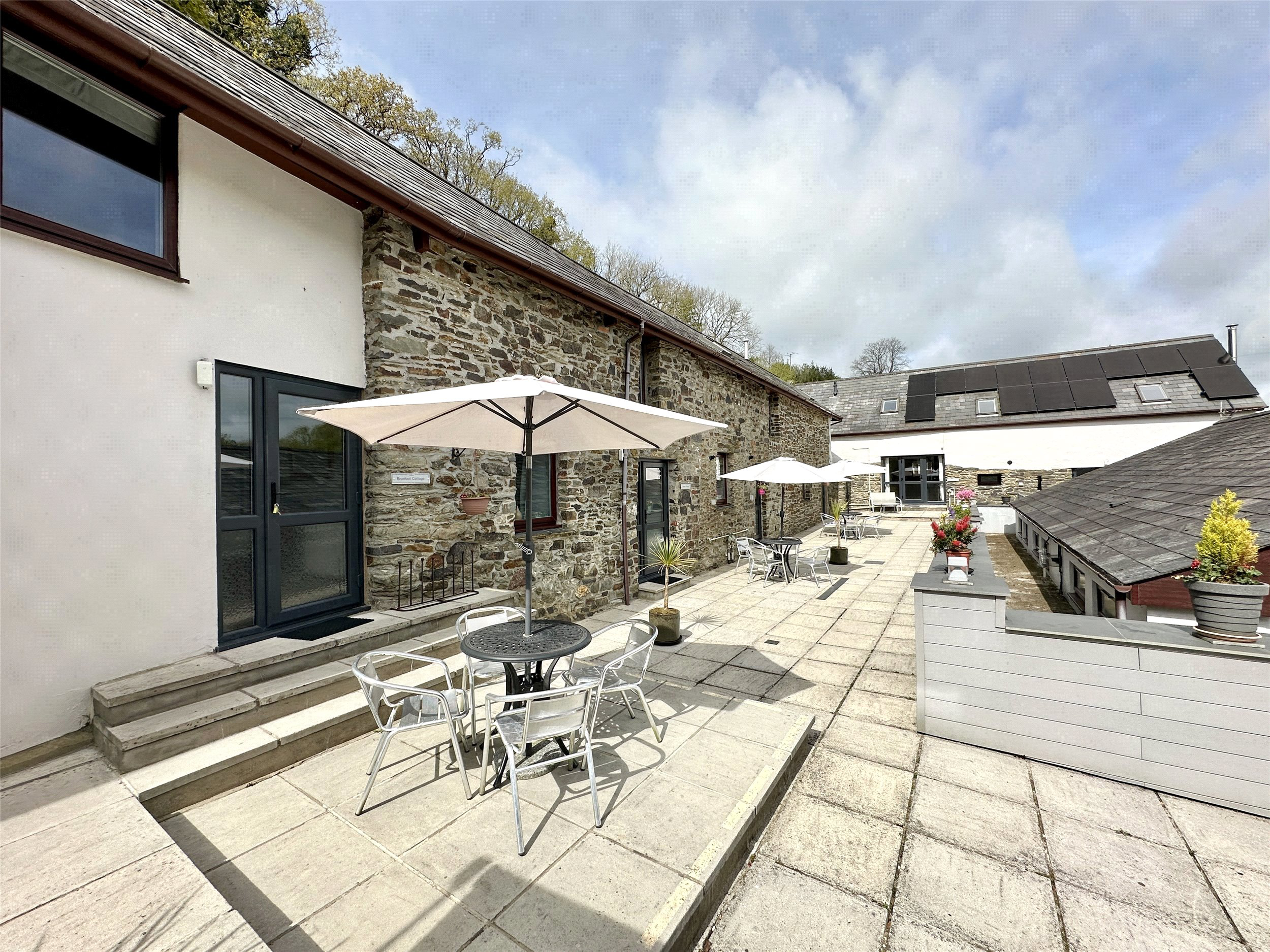 Seven Characterful Cottages & 4.5 Acres, West Down, Devon, EX34, photo 31