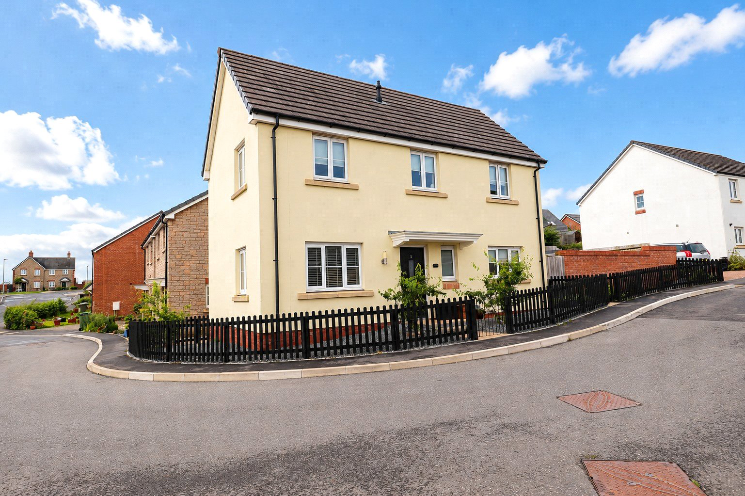 Roe Close, South Molton, Devon, EX36