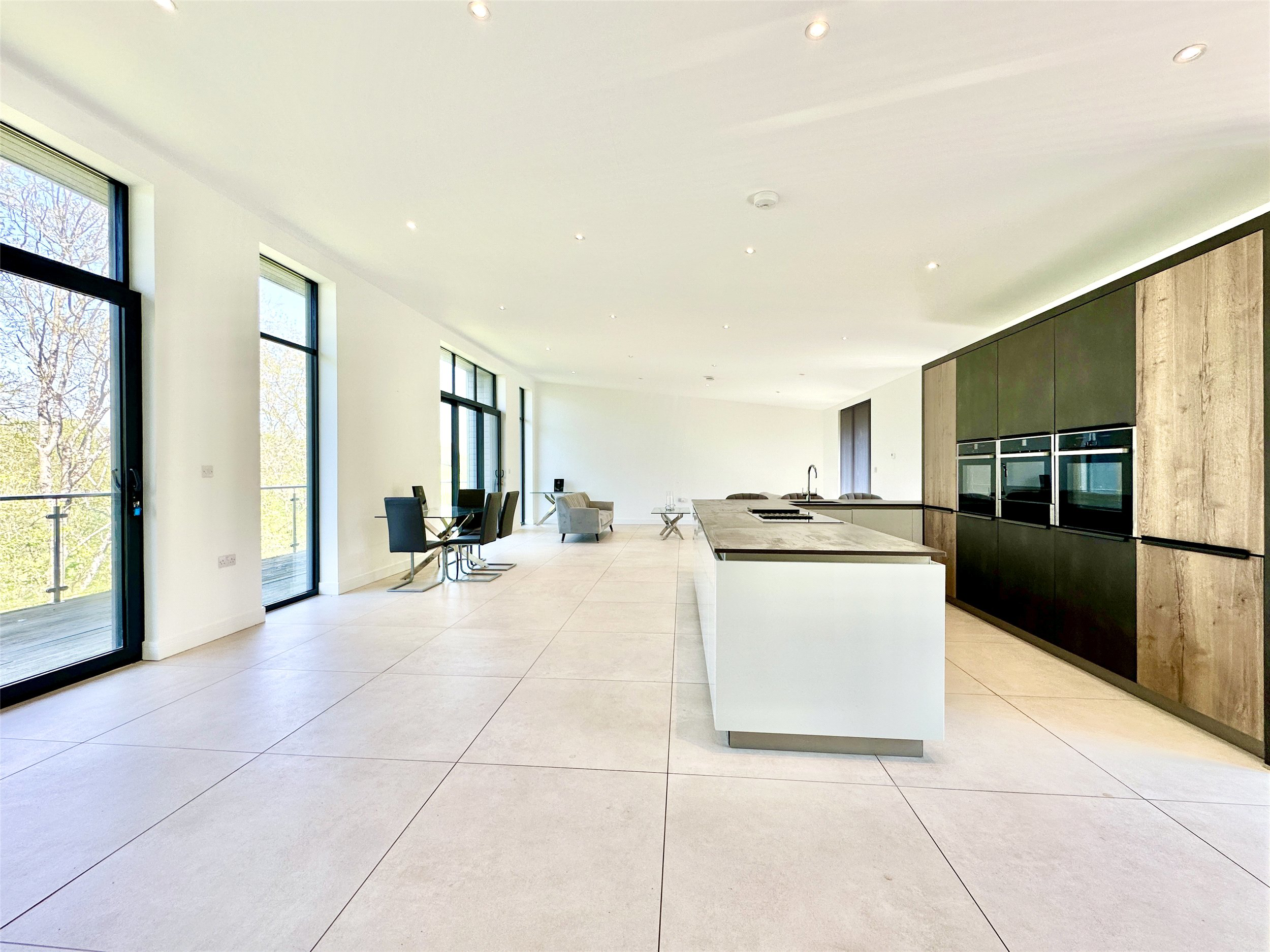 Striking Very Spacious Contemporary Home, Langmead Drive, Bideford, Devon, EX39, photo 11