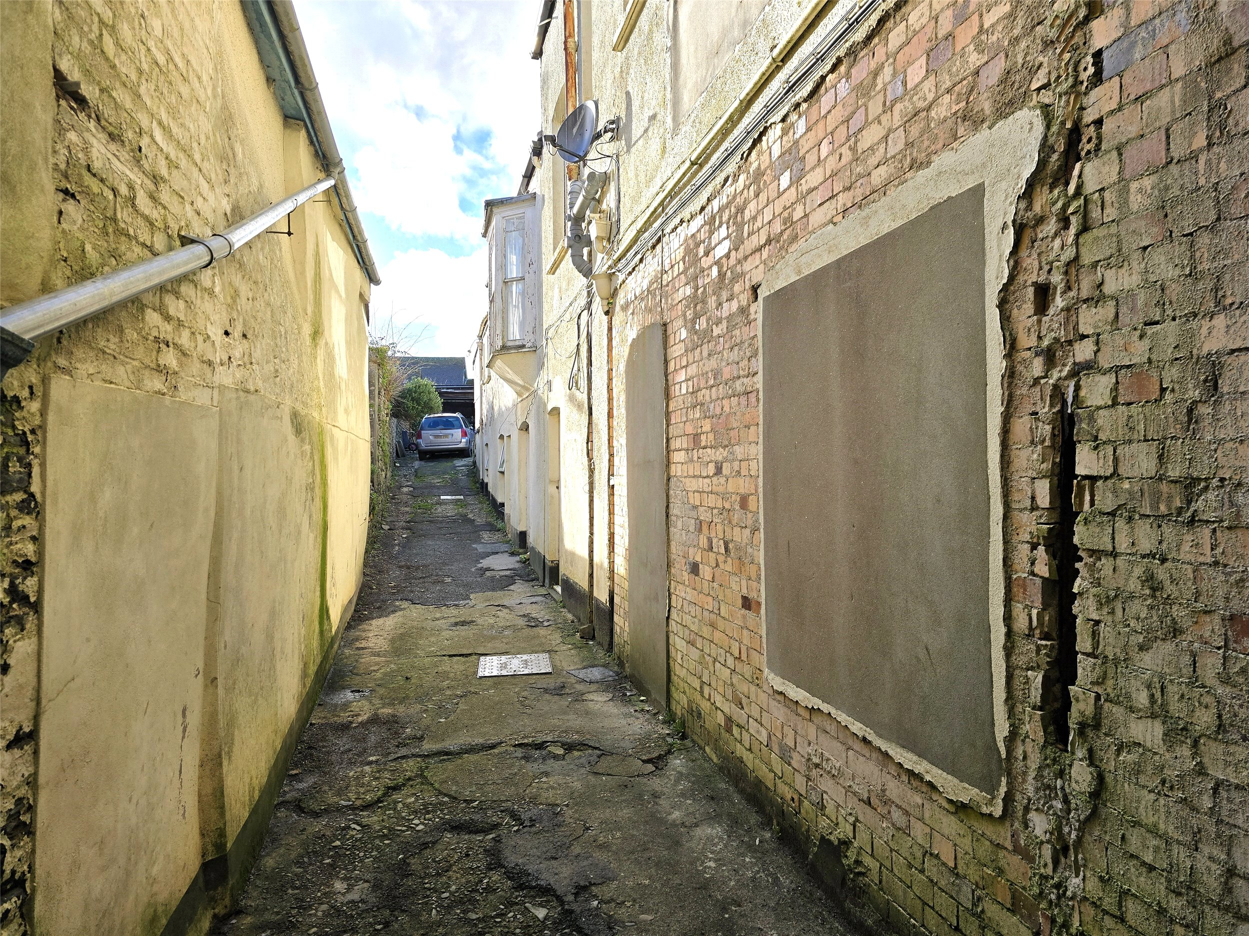 Photo 12