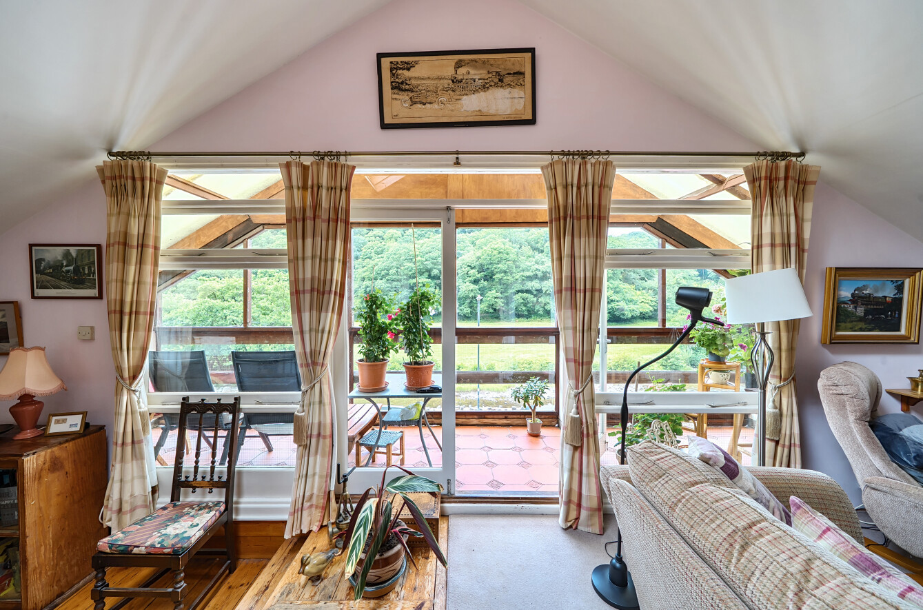 Northmoor Road, Dulverton, Somerset, TA22, photo 4