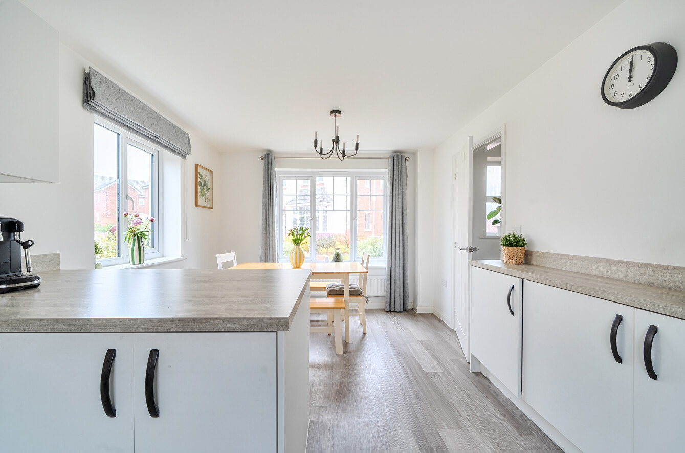 Elizabeth Close, Wellington, Somerset, TA21, photo 15