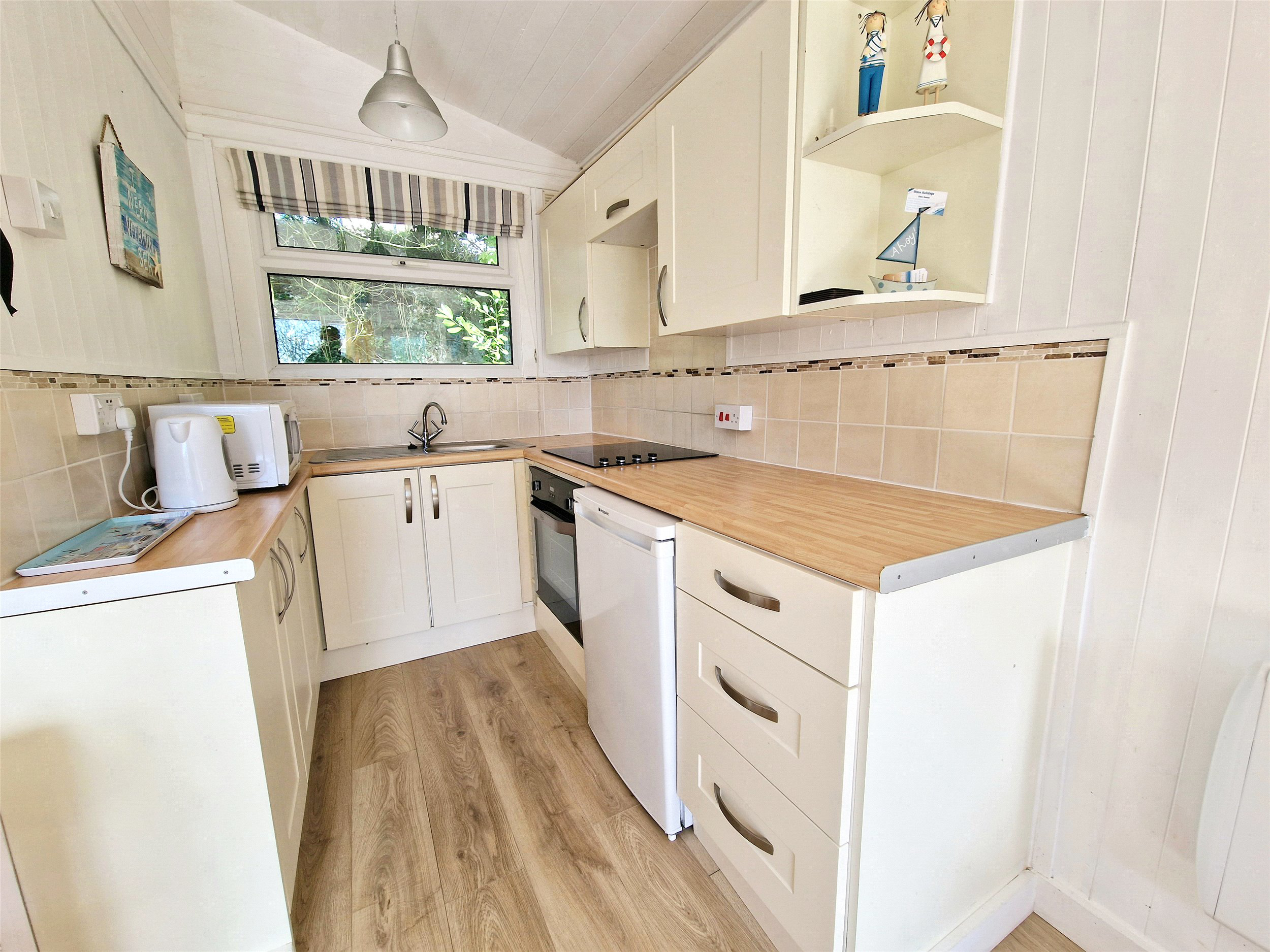 The Drive, Penstowe Holiday Village, Kilkhampton, Cornwall, EX23, photo 3