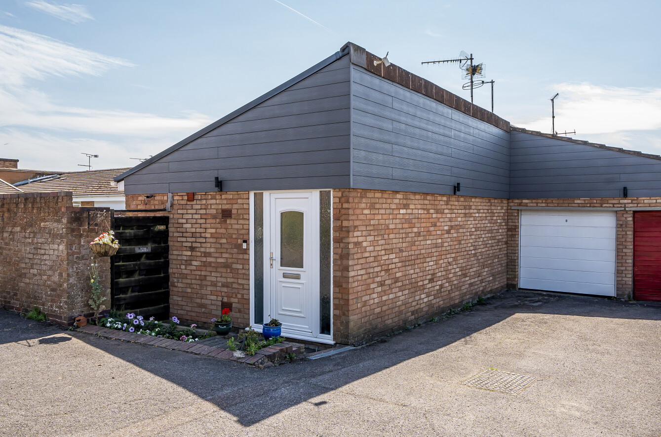 Barn Meads Road, Wellington, Somerset, TA21