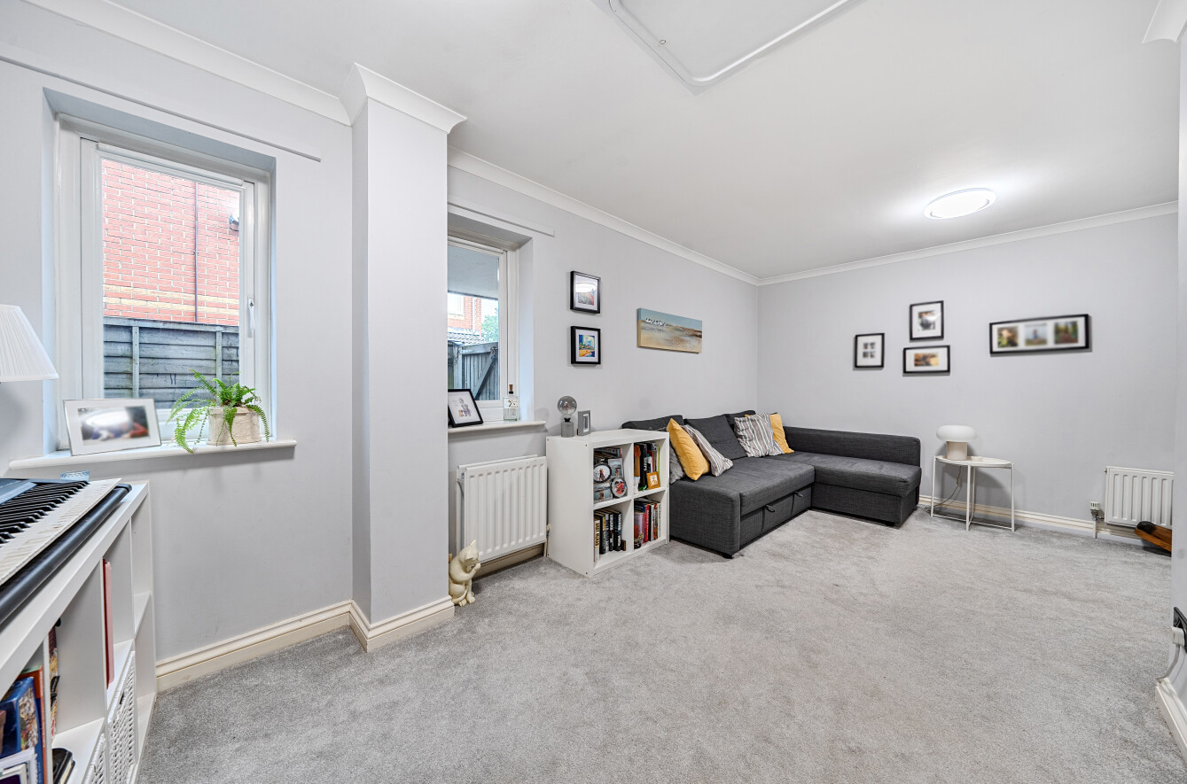 Worcester Crescent, Willand, Cullompton, Devon, EX15, photo 19