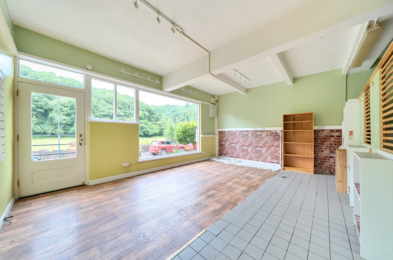 Northmoor Road, Dulverton, Somerset, TA22, photo 3