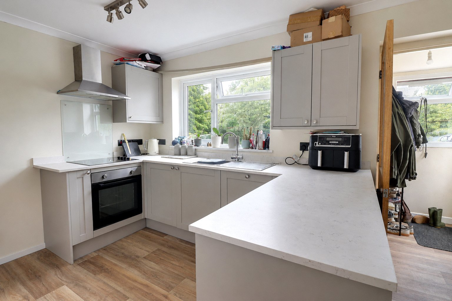 St. Johns Road, Launceston, Cornwall, PL15, photo 2