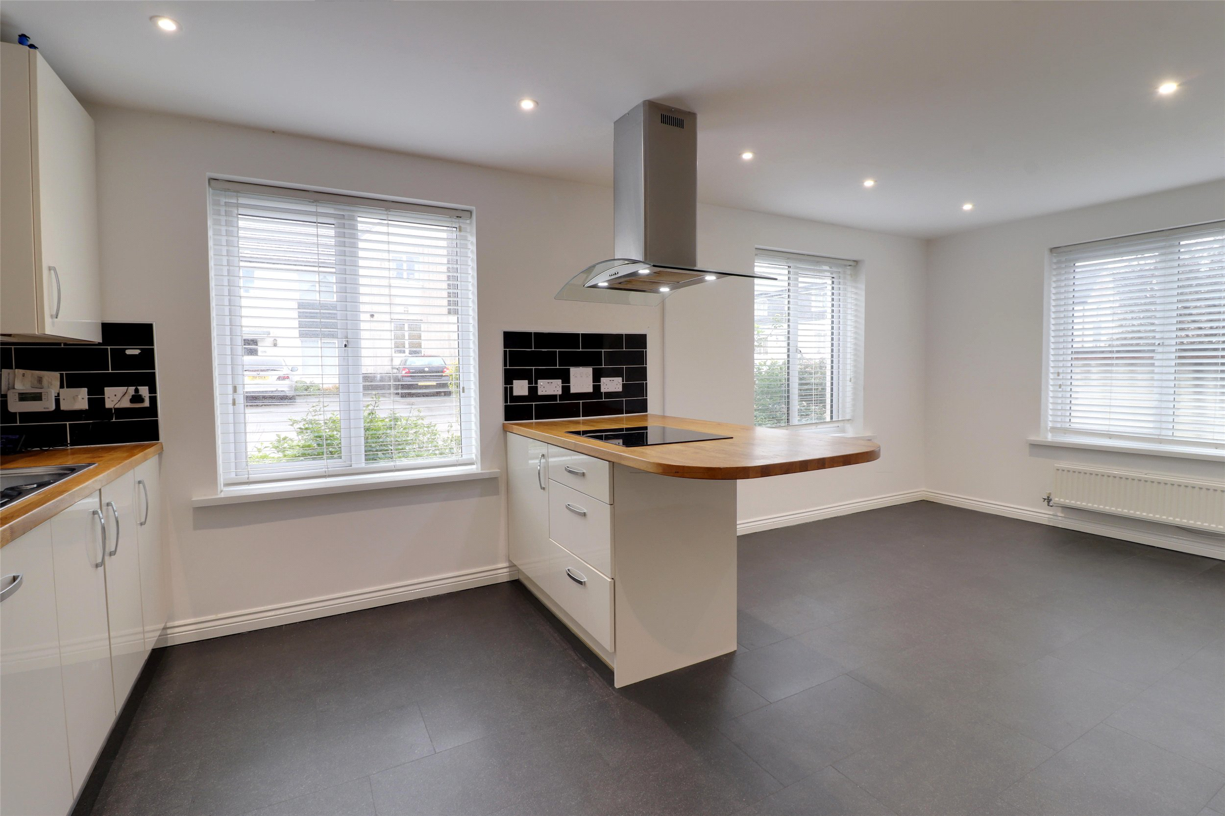 Long Field Road, Launceston, Cornwall, PL15, photo 10