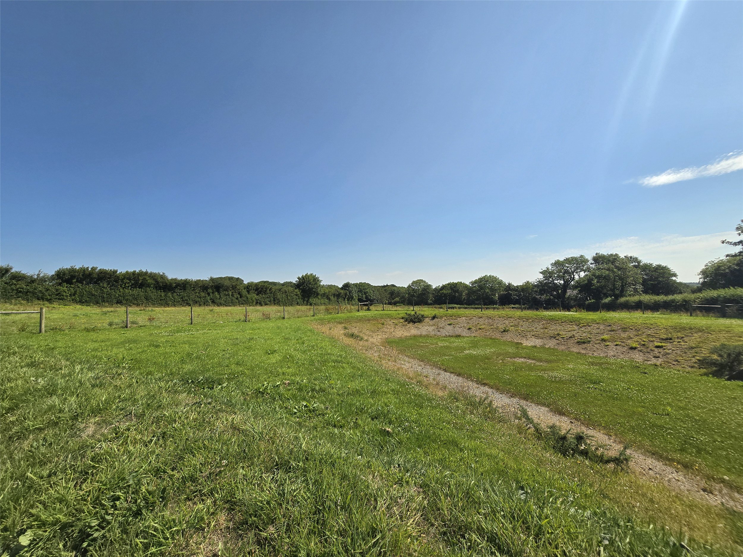 Long Park Drive, Bradworthy, Holsworthy, Devon, EX22, photo 2
