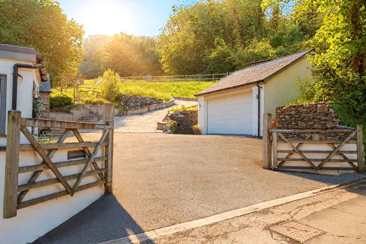 Berrynarbor, Devon, EX34, photo 2