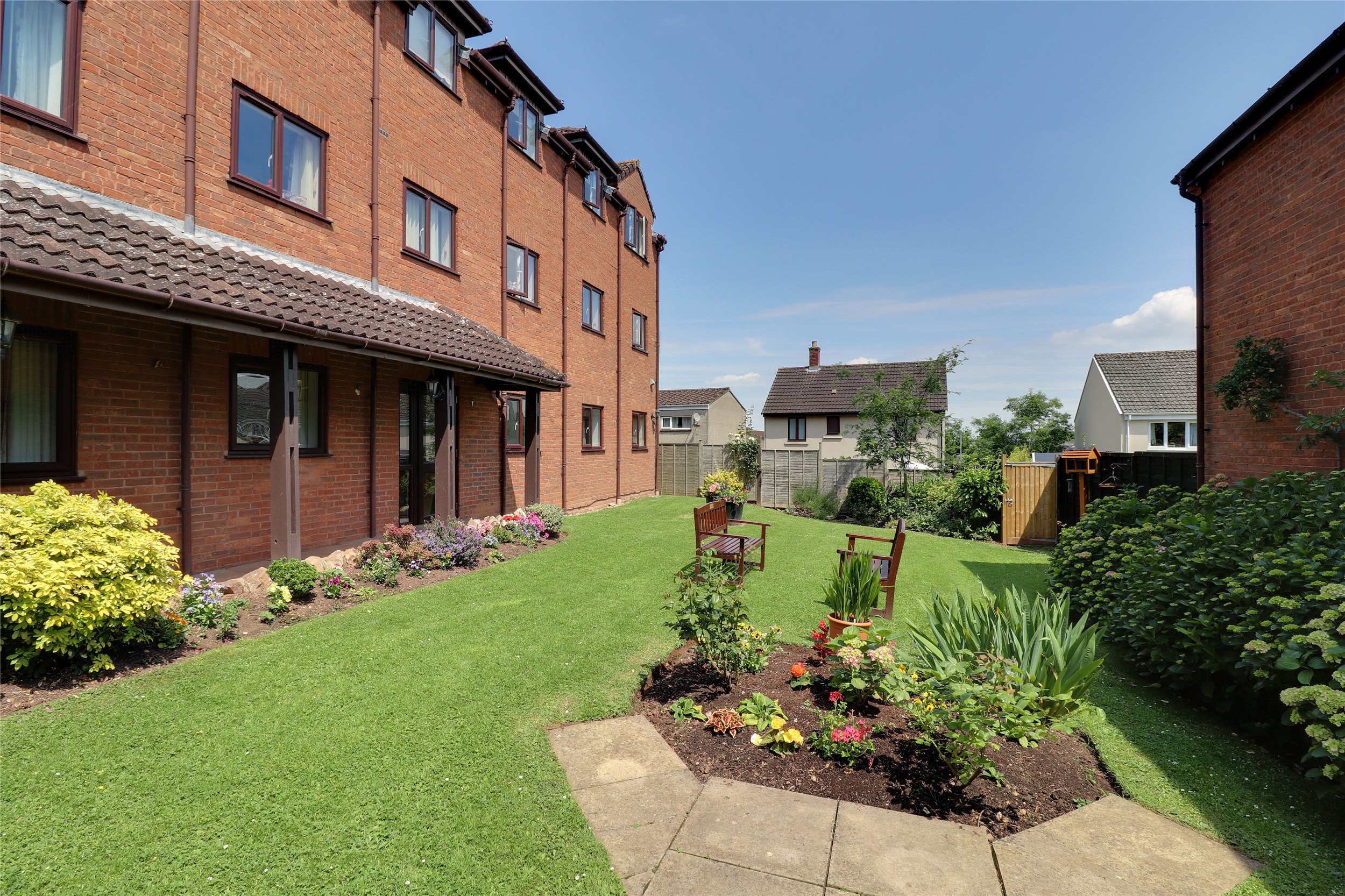 Priory Court, Priory Gardens, Wellington, Somerset, TA21, photo 4