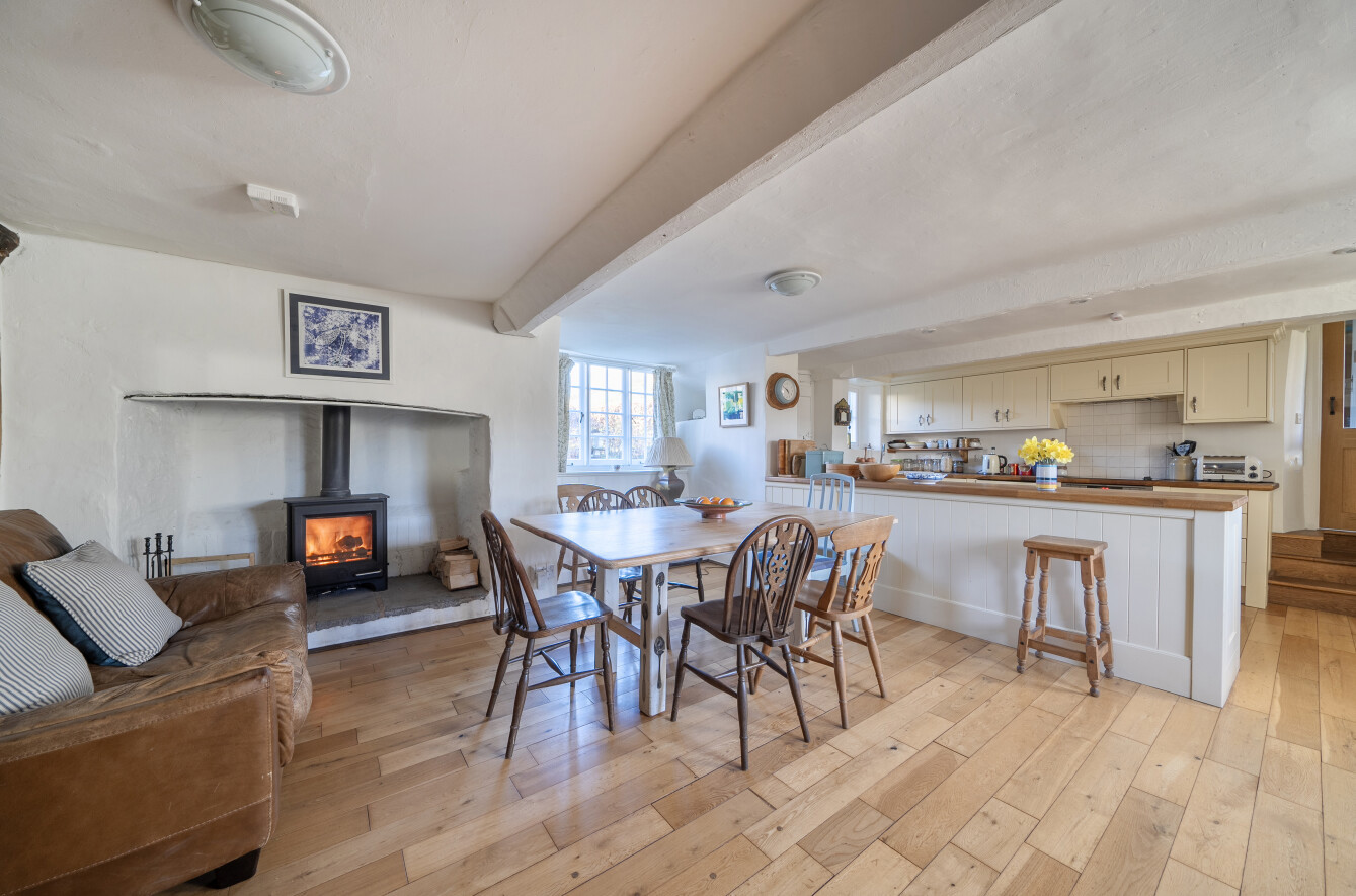 Tivington, Porlock Vale, Minehead, Somerset, TA24, photo 2