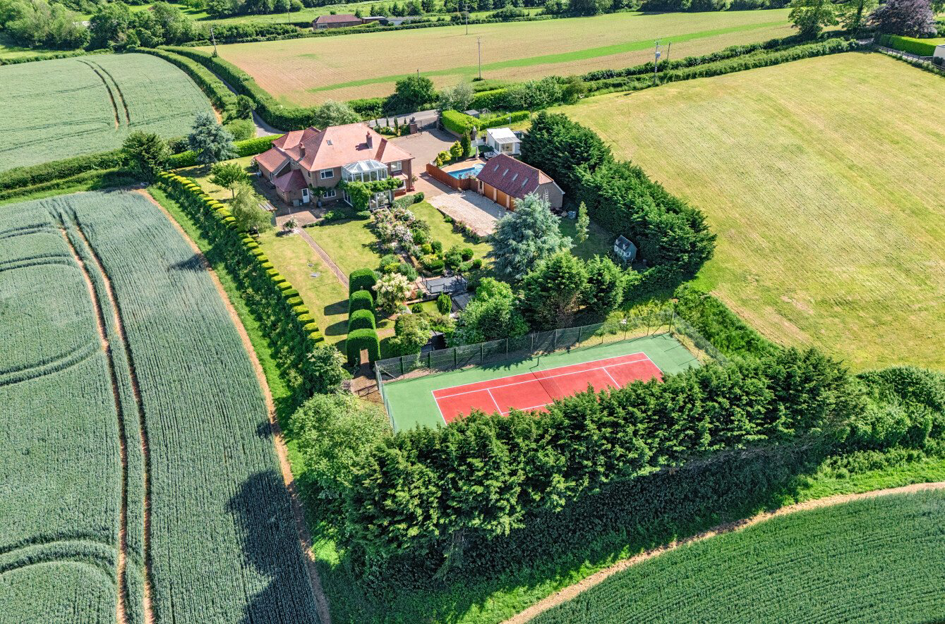 Dancing Hill, North Petherton, Bridgwater, Somerset, TA6