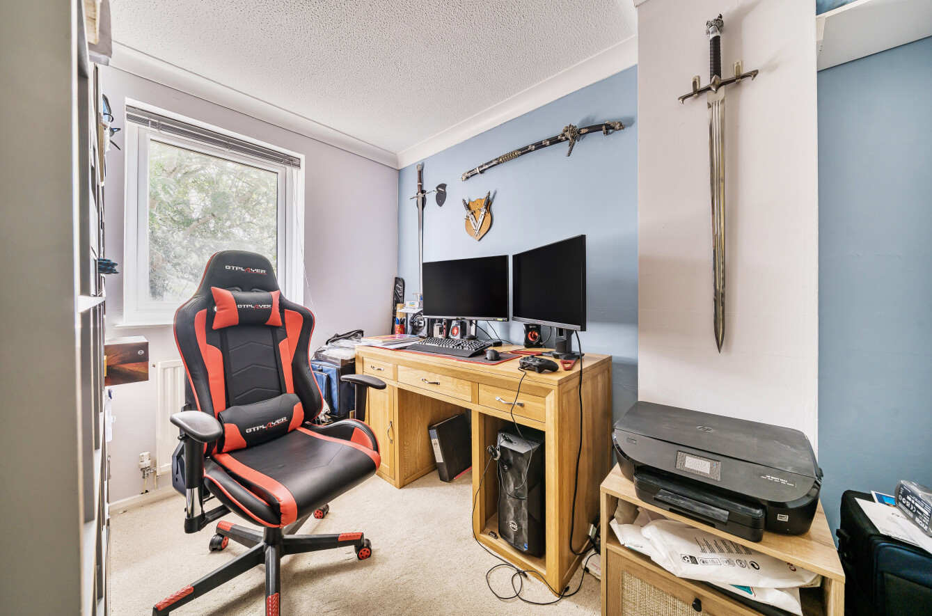 Photo 9