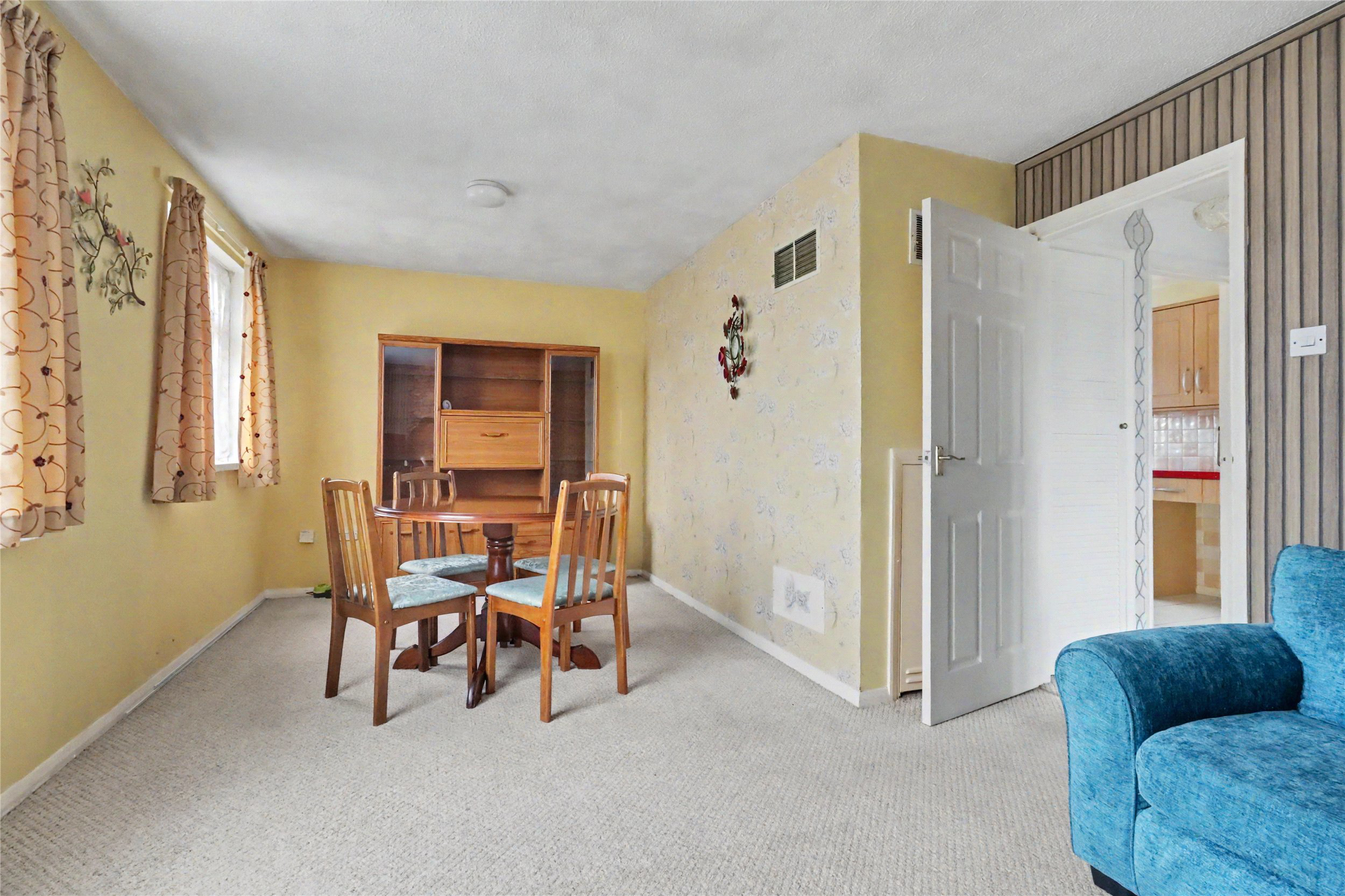 Stoats Close, South Molton, Devon, EX36, photo 4