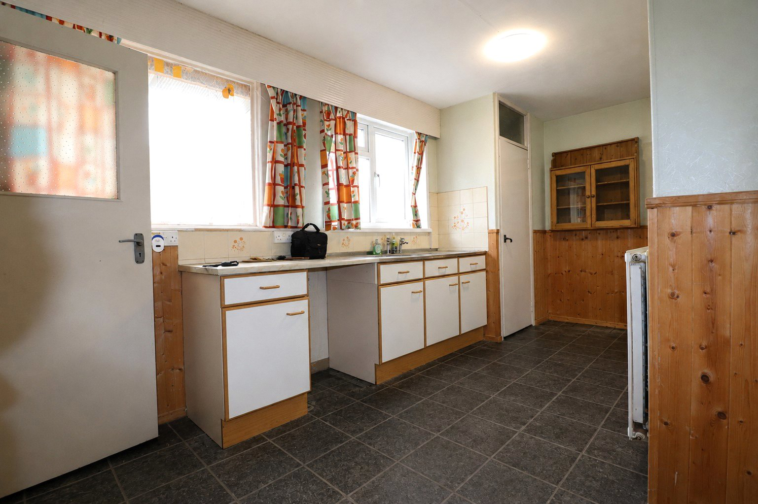 Maclins Close, South Molton, Devon, EX36, photo 5