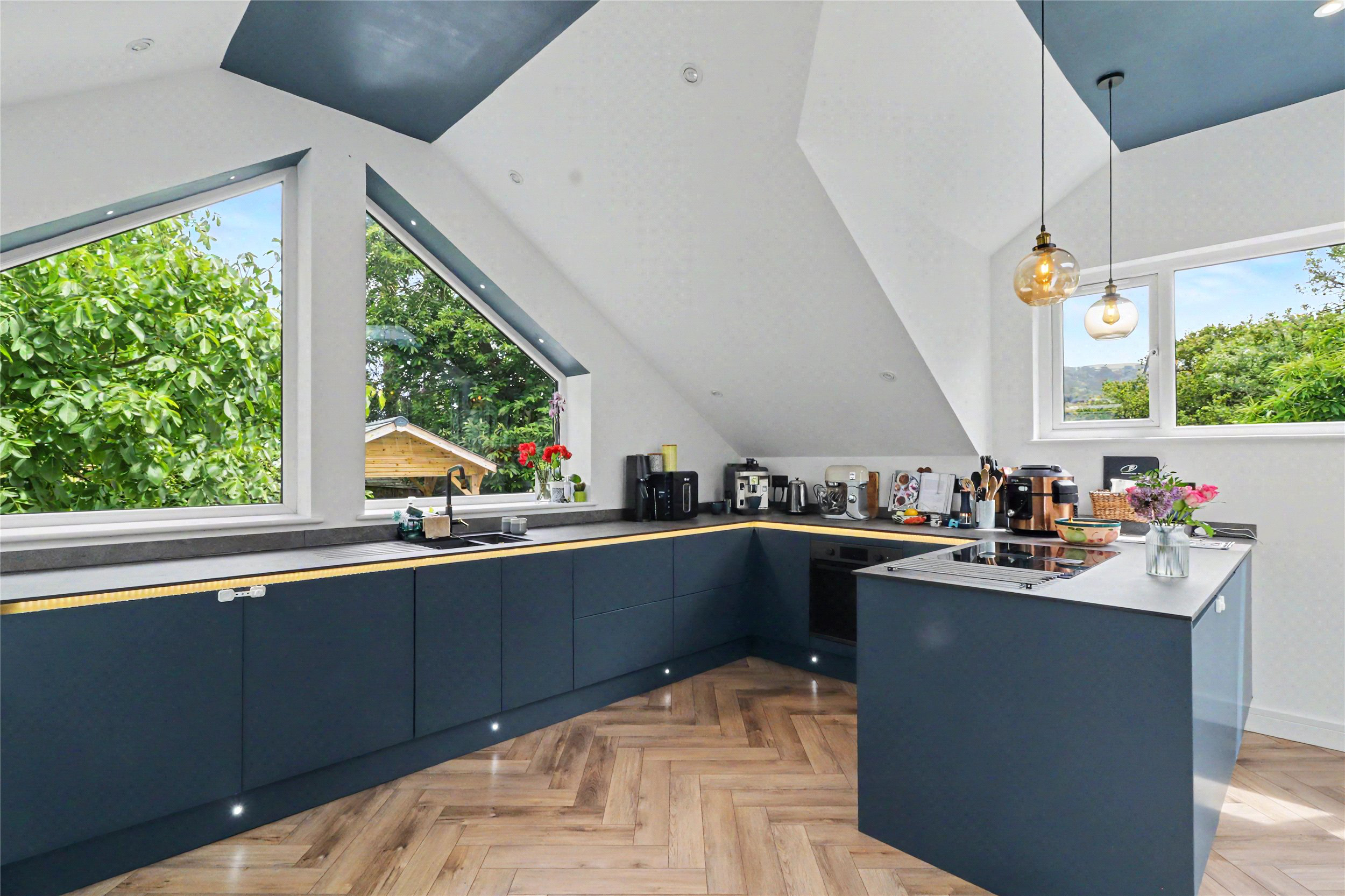 Buzzacott Lane, Combe Martin, Ilfracombe, Devon, EX34, photo 2