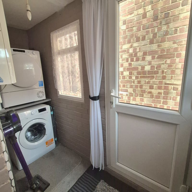 Batchelors Barn Road, Andover, SP10, photo 13