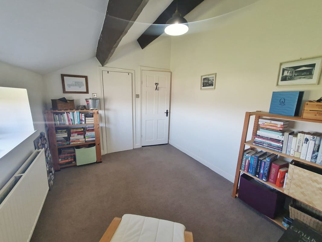 Lobden, Whitworth, OL12, photo 31