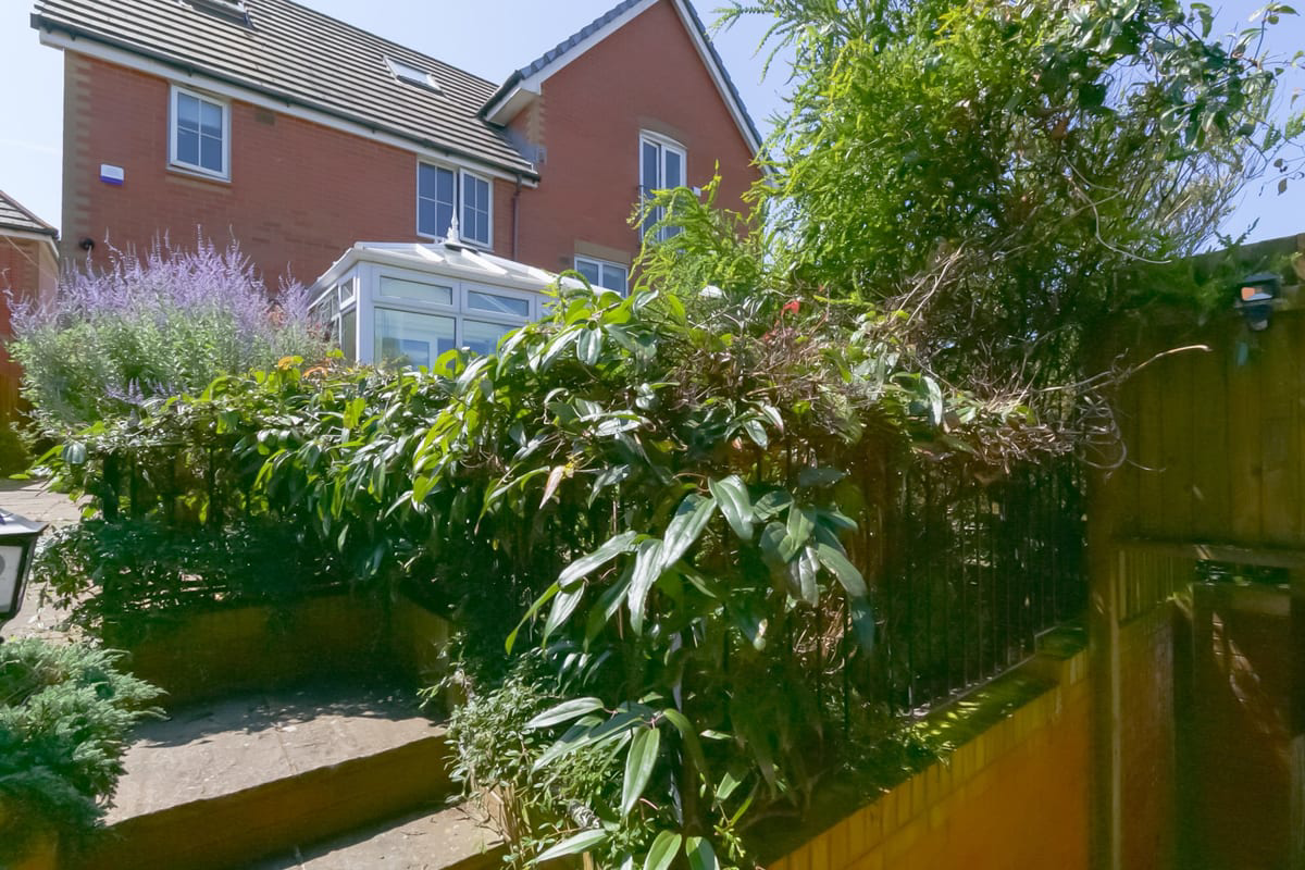 Heol Eryr Mor, Barry, CF62, photo 32
