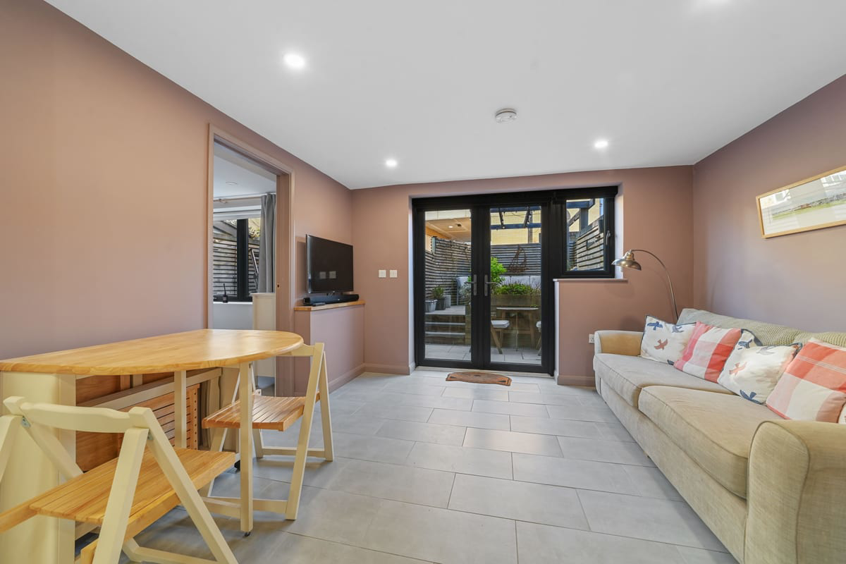 The Folly, Wivenhoe, CO7, photo 8