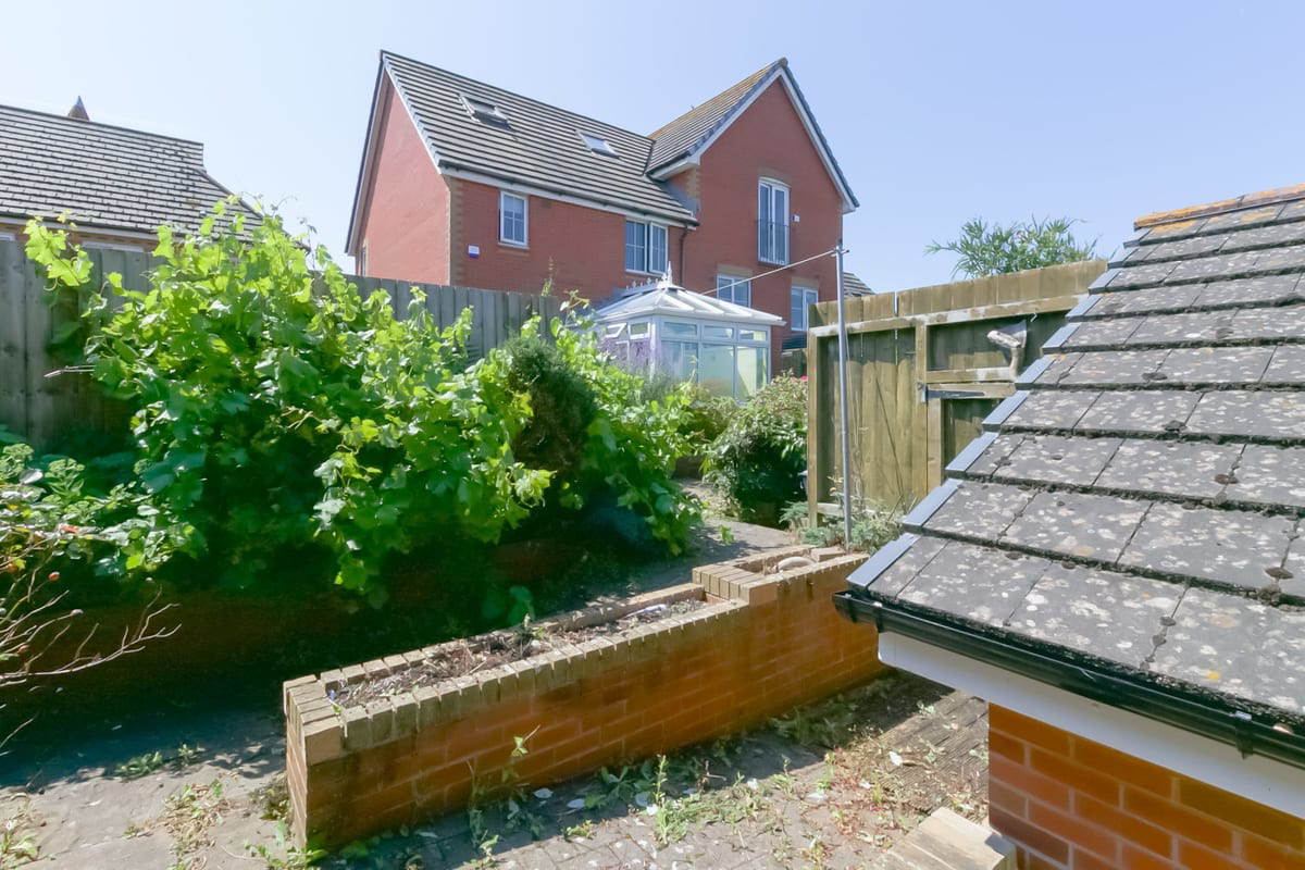 Heol Eryr Mor, Barry, CF62, photo 33