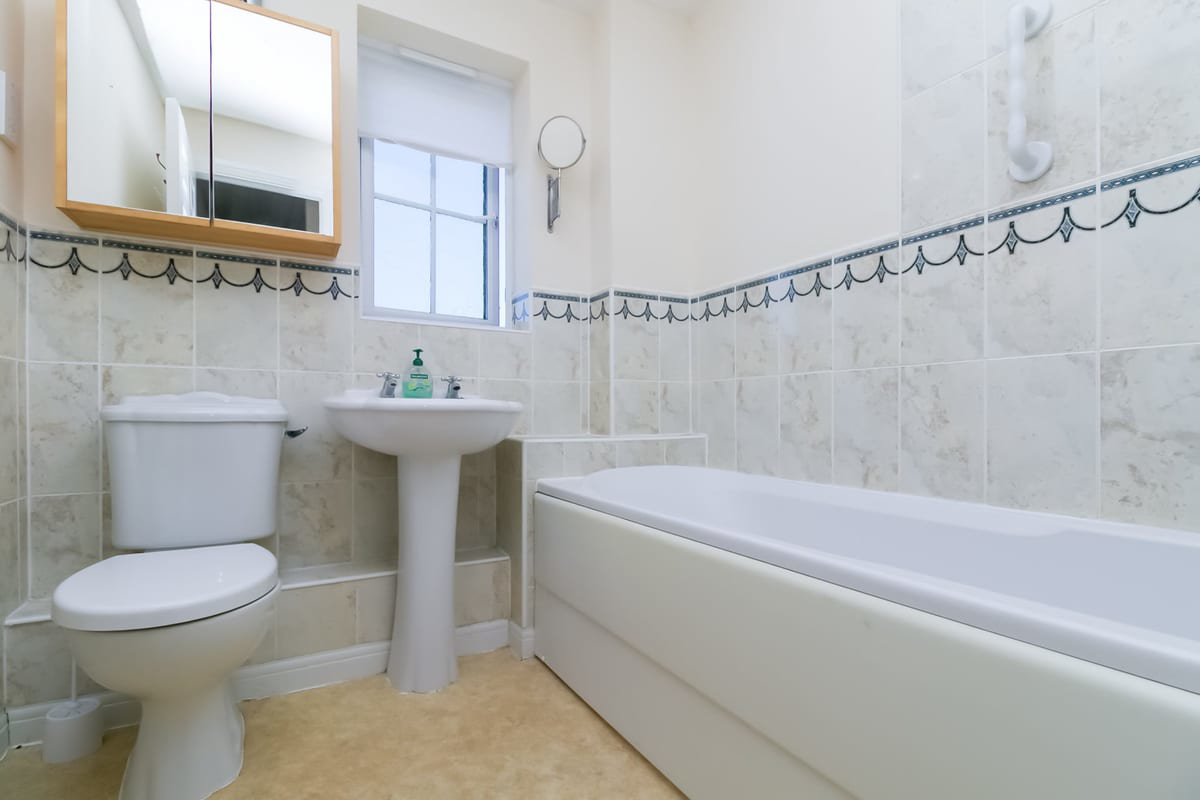 Heol Eryr Mor, Barry, CF62, photo 23