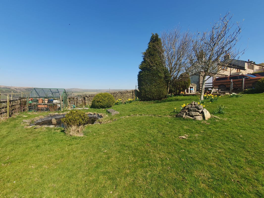 Lobden, Whitworth, OL12, photo 16