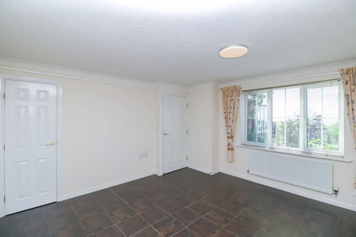 Heol Eryr Mor, Barry, CF62, photo 10