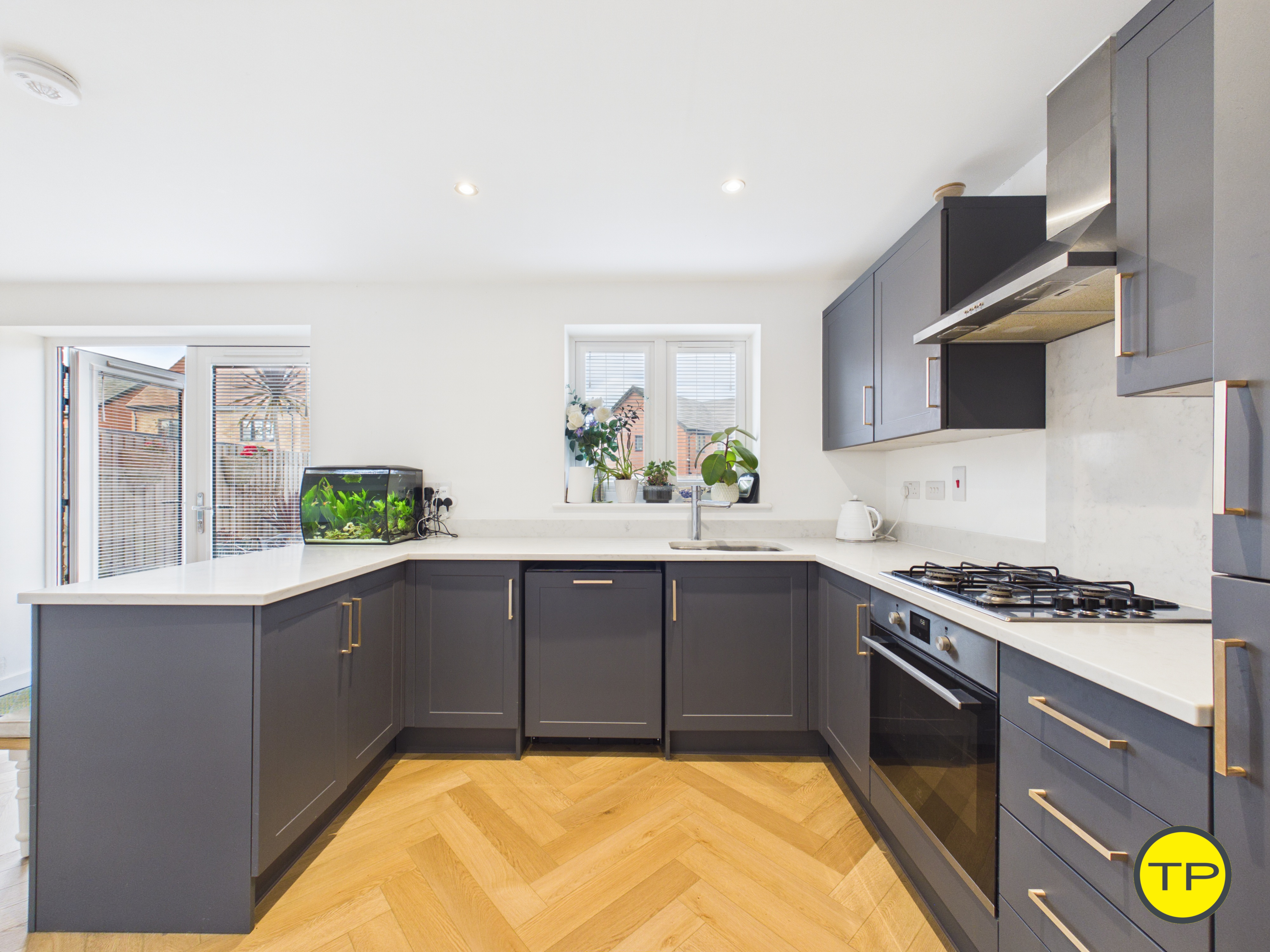 Aqua Drive, Hampton Woods, PE7, photo 2