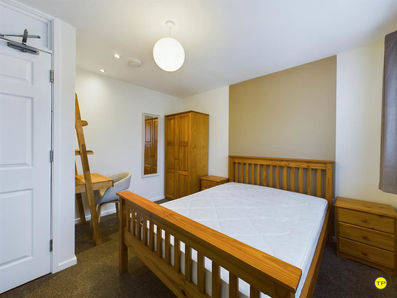 Room 1 Oxclose, Bretton, Peterborough