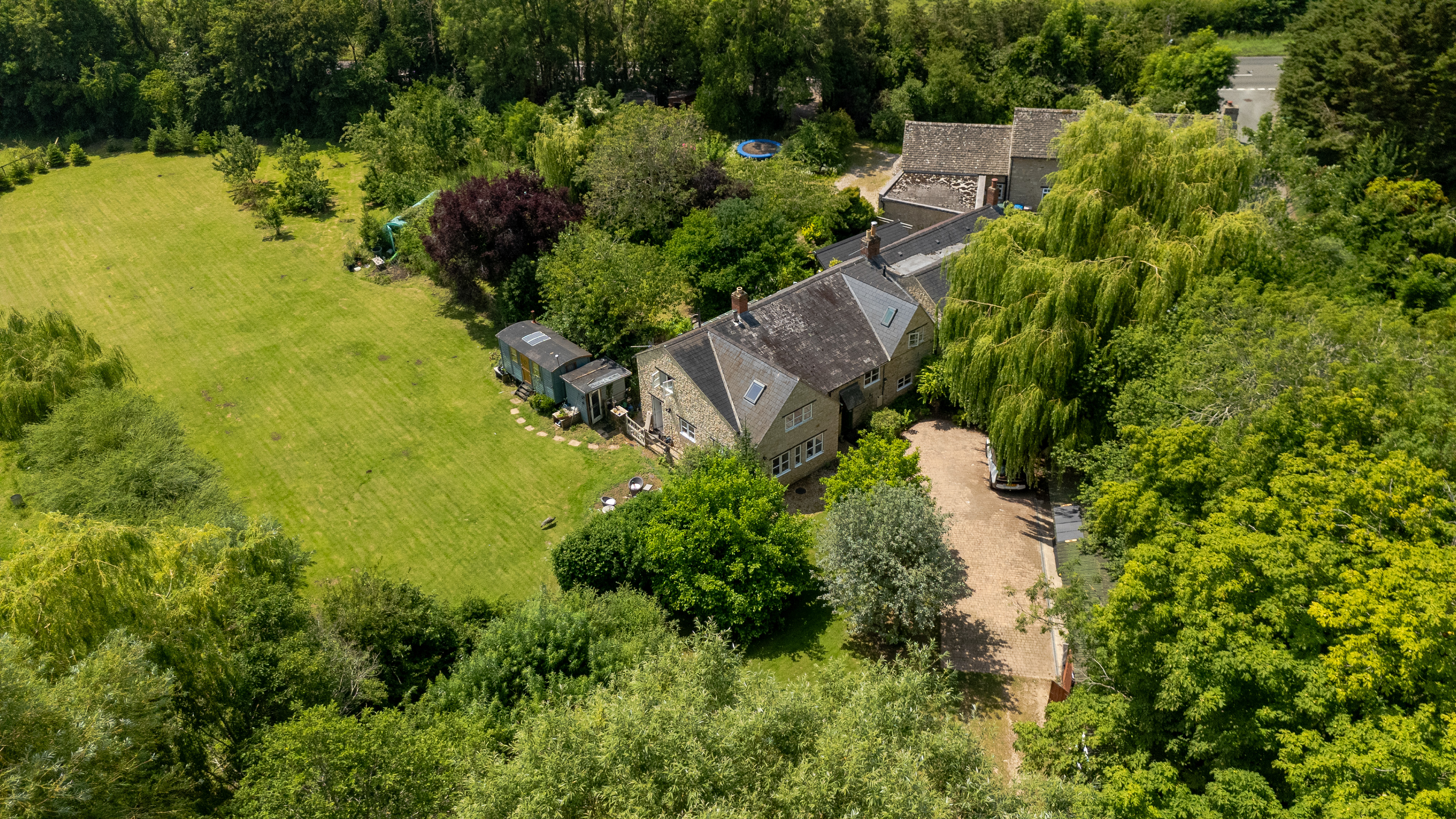 Canal Road, Thrupp, OX5