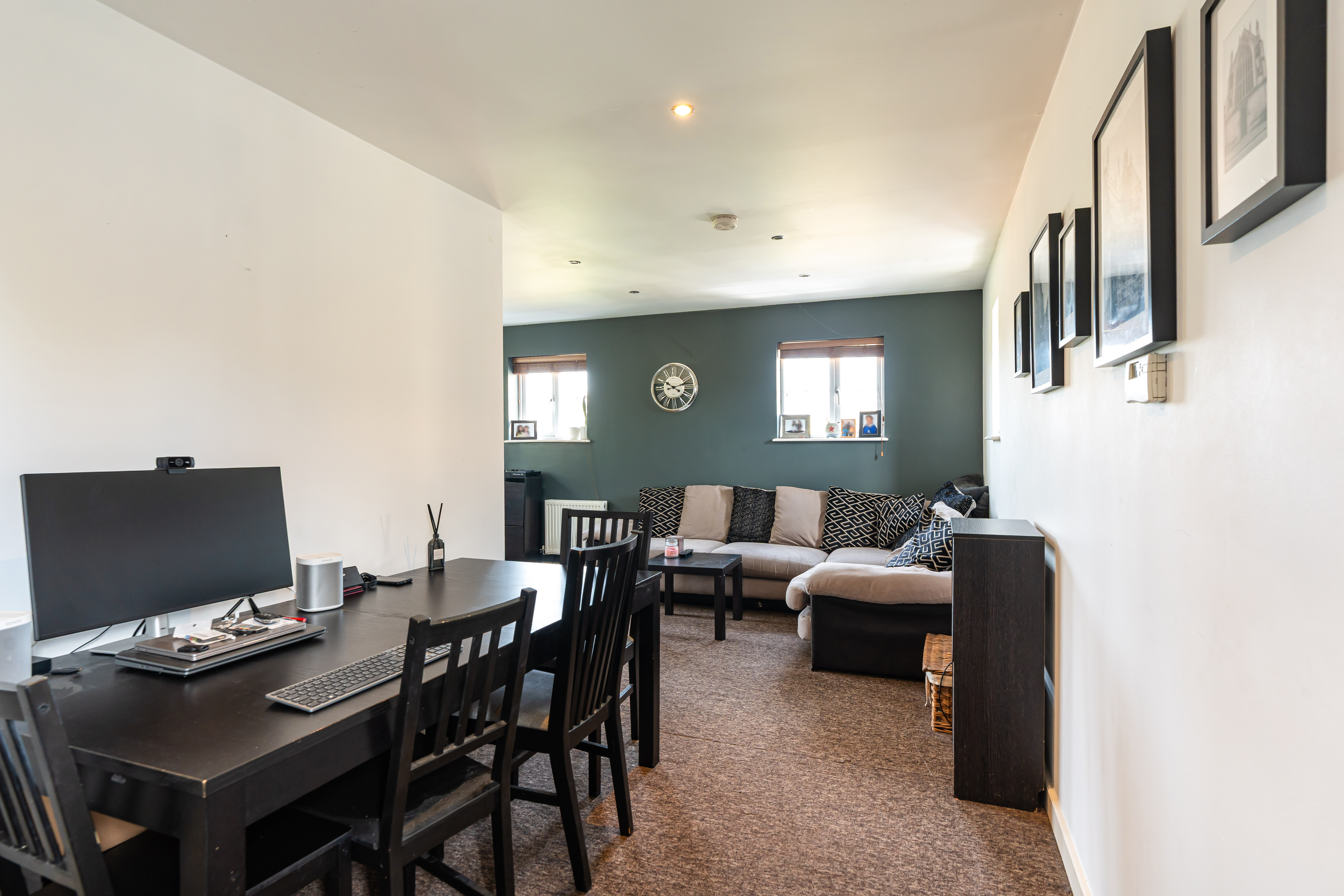 20 Werrell Drive-08549