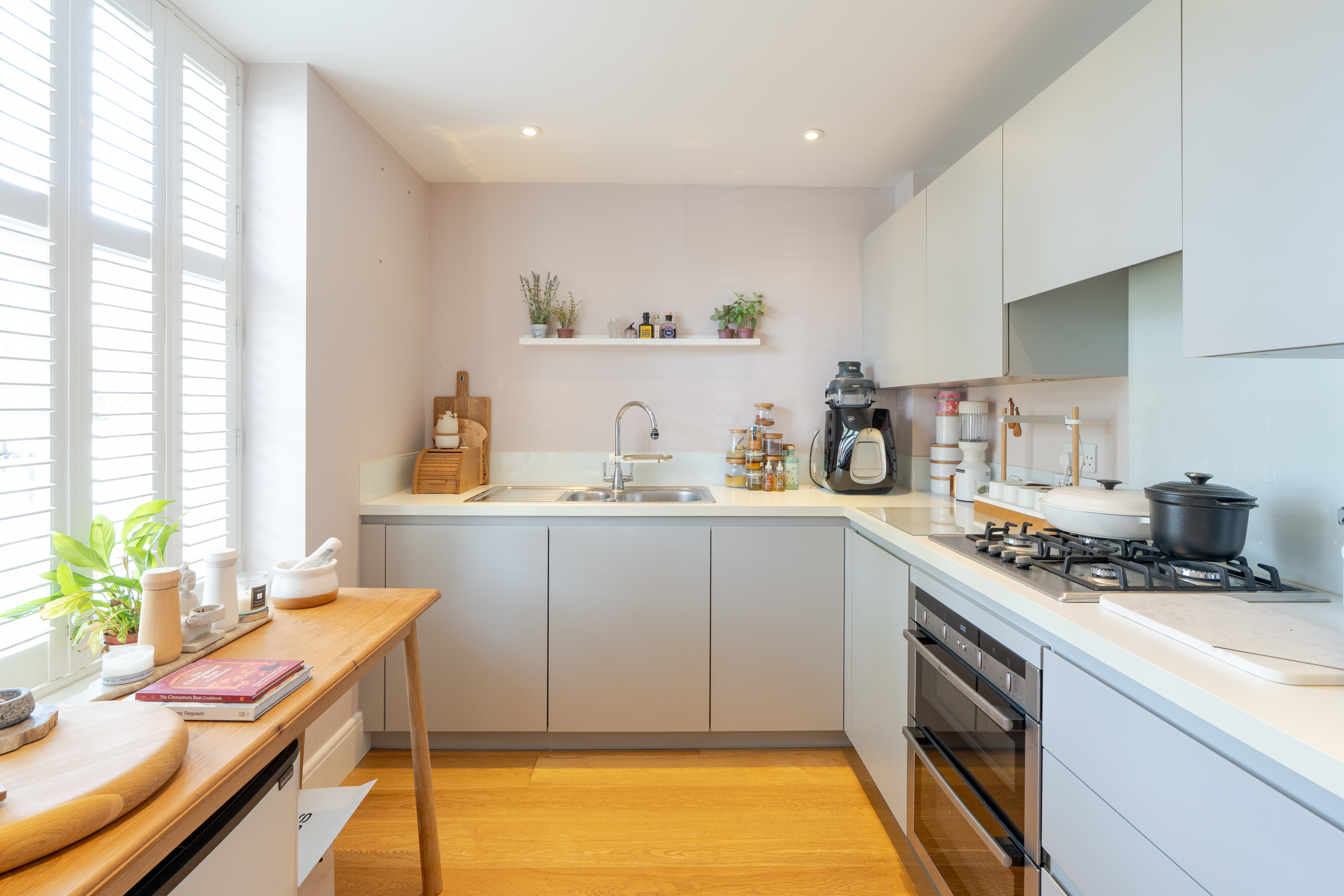 Flat 7, Building 25 Trenchard Lane-09404