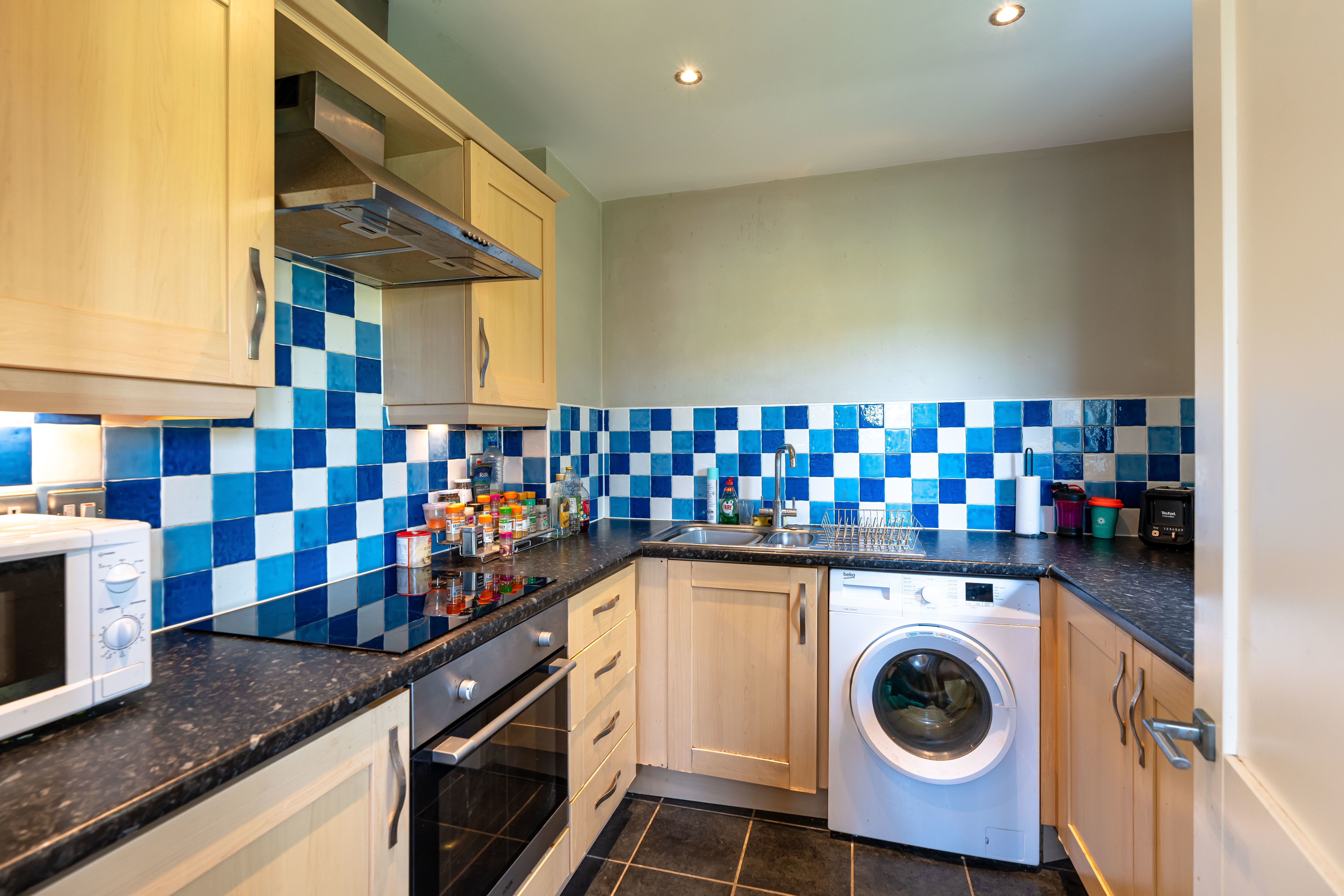 20 Werrell Drive-08569