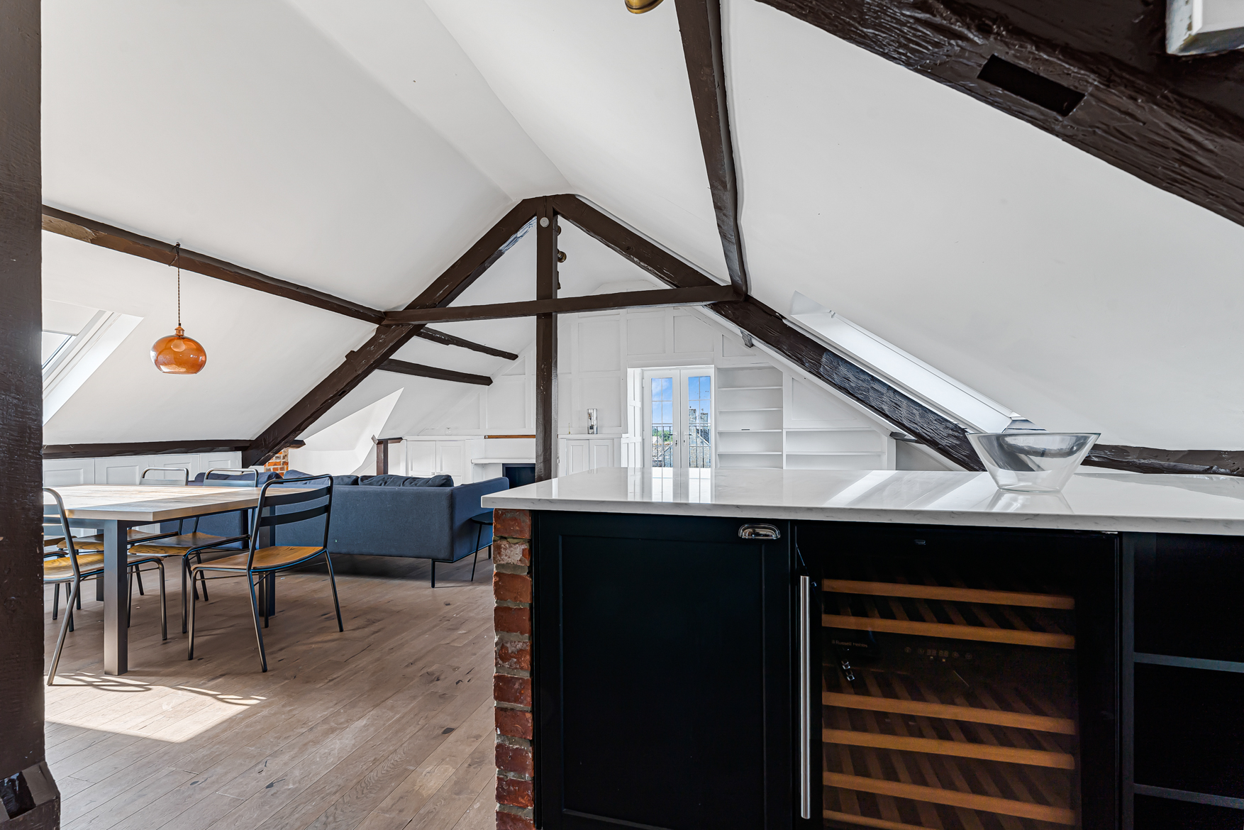 Kitchen/Living Area