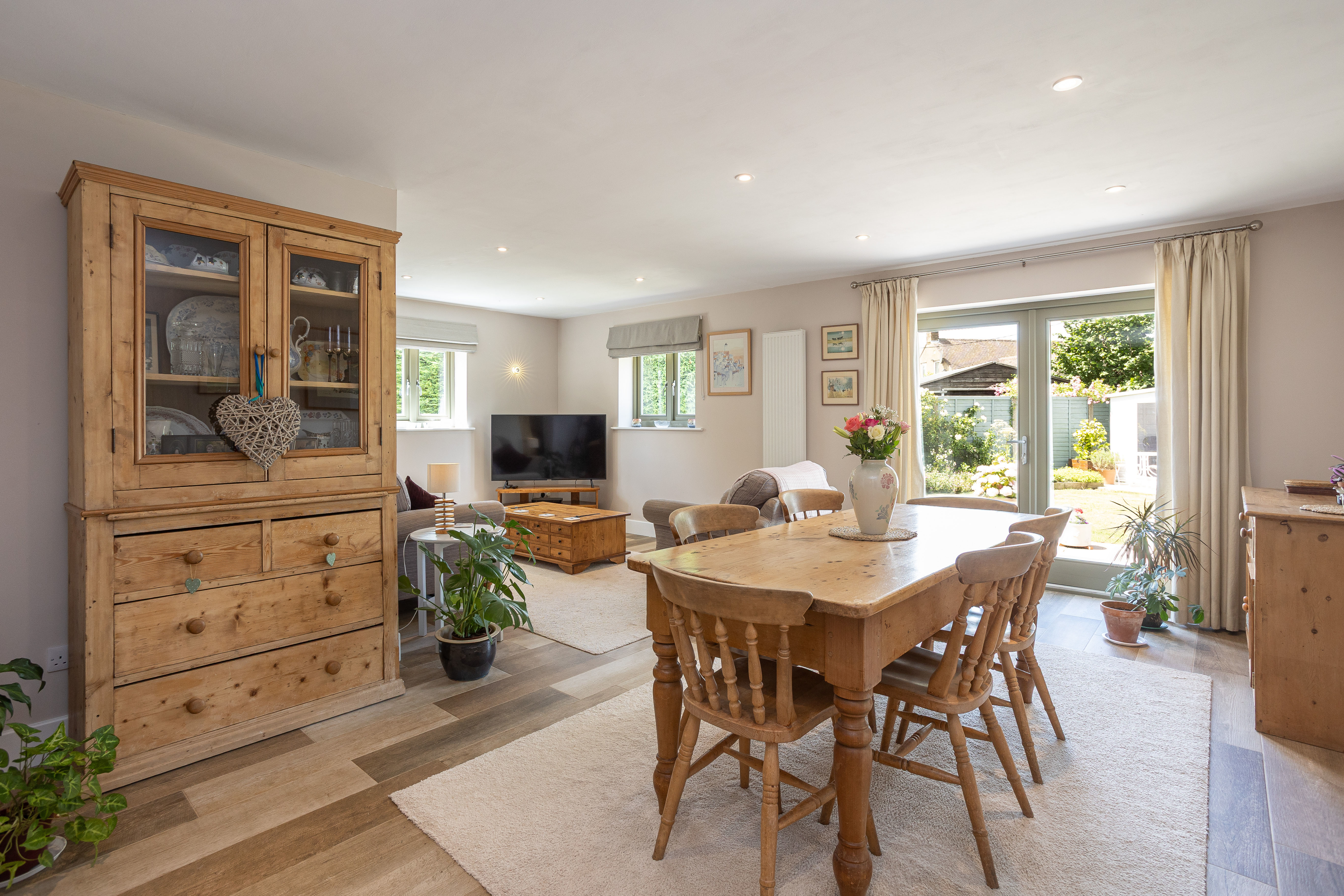 Busby Close, Stonesfield, OX29, photo 3