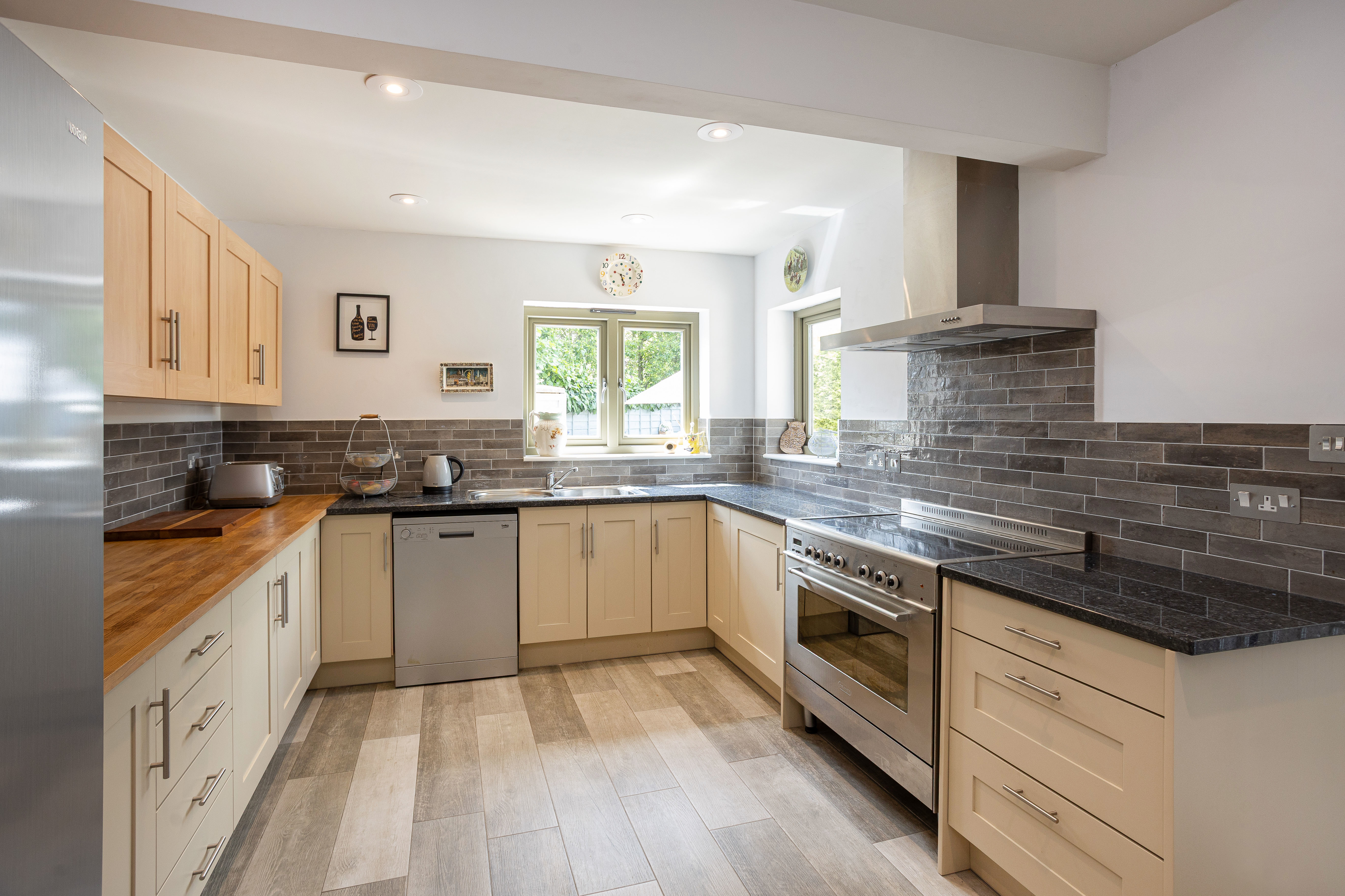 Busby Close, Stonesfield, OX29, photo 2