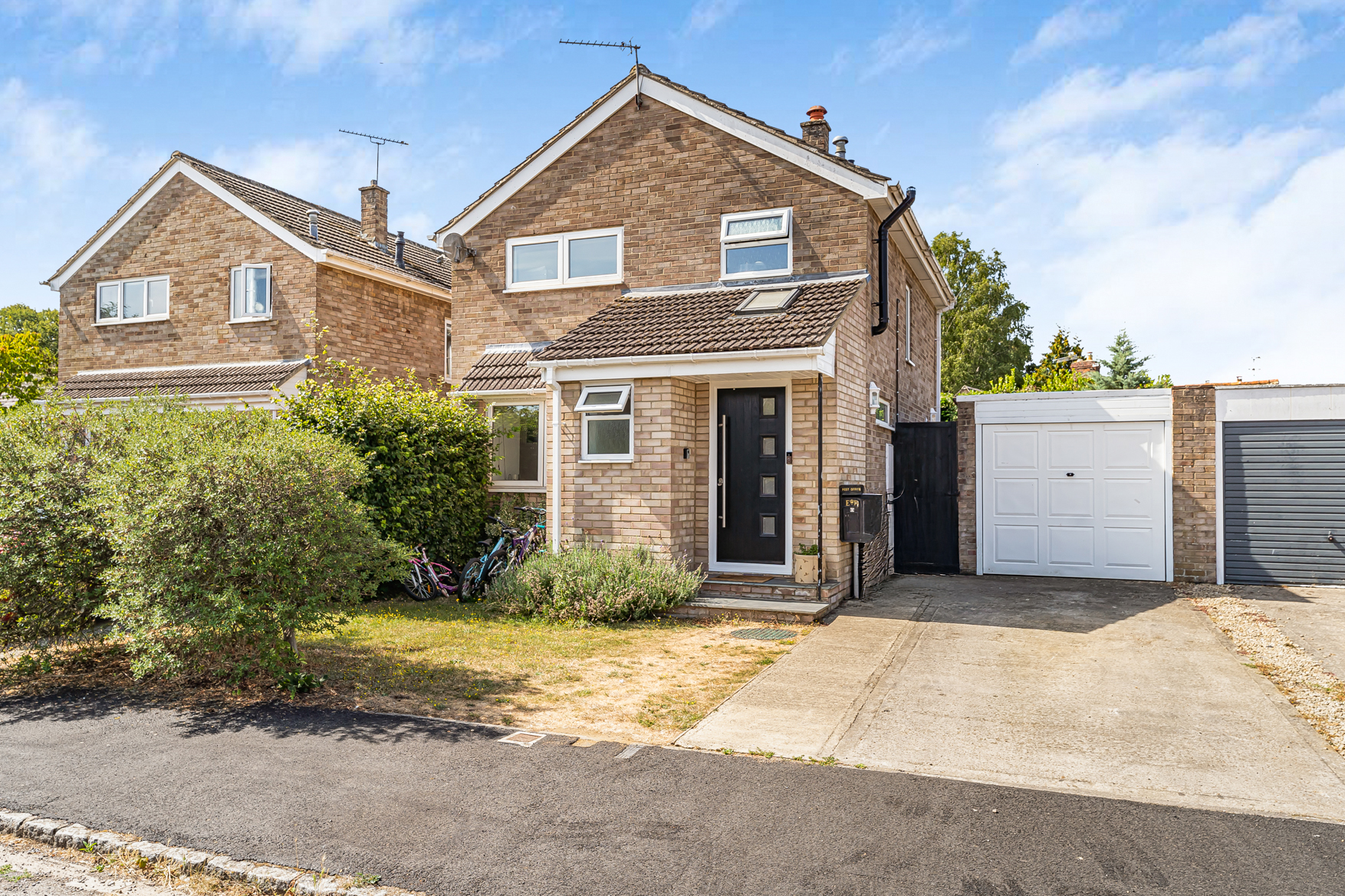 Walkers Close, Freeland, OX29