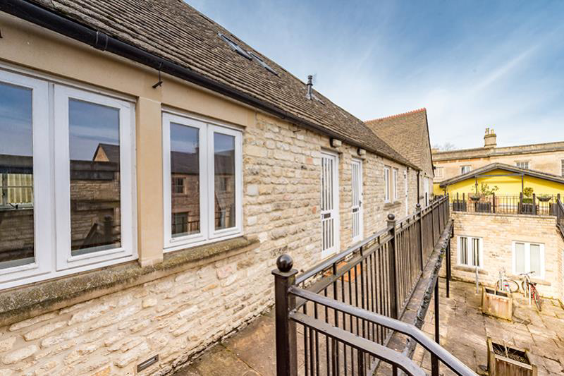 Bridge Street, Witney, OX28