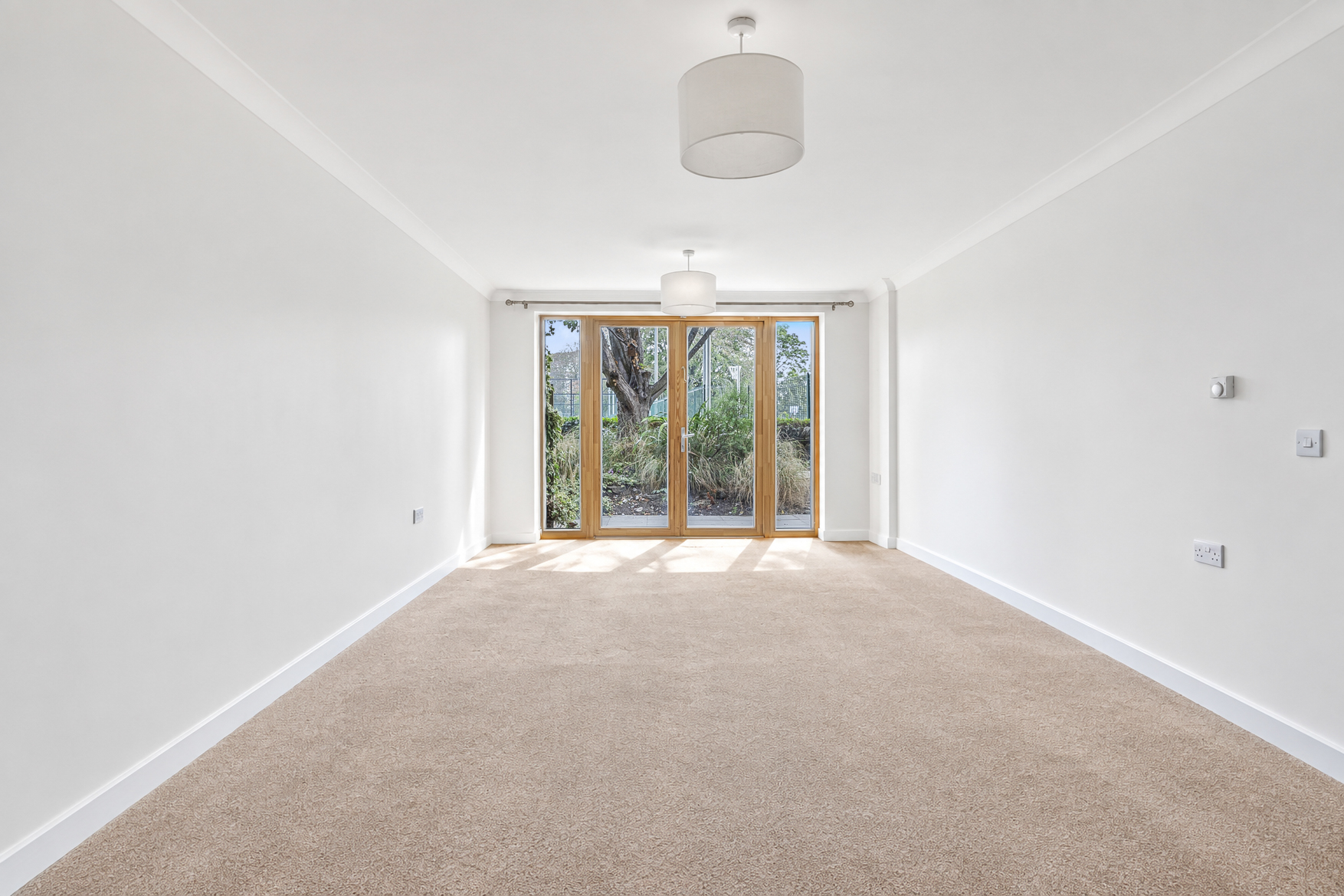 Fernleigh Buttercross Lane, OX28, photo 5