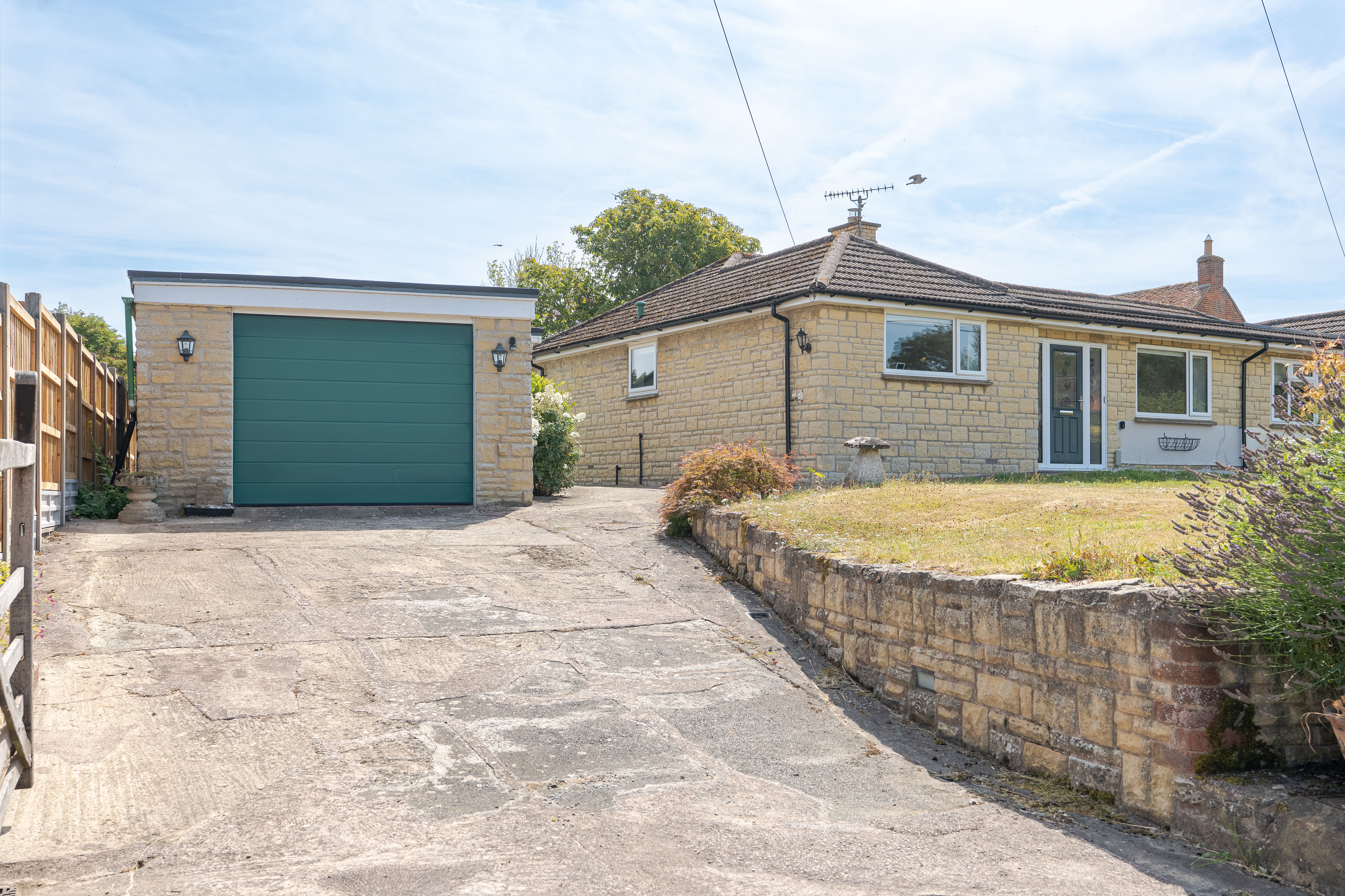 Thame Road, Piddington, OX25