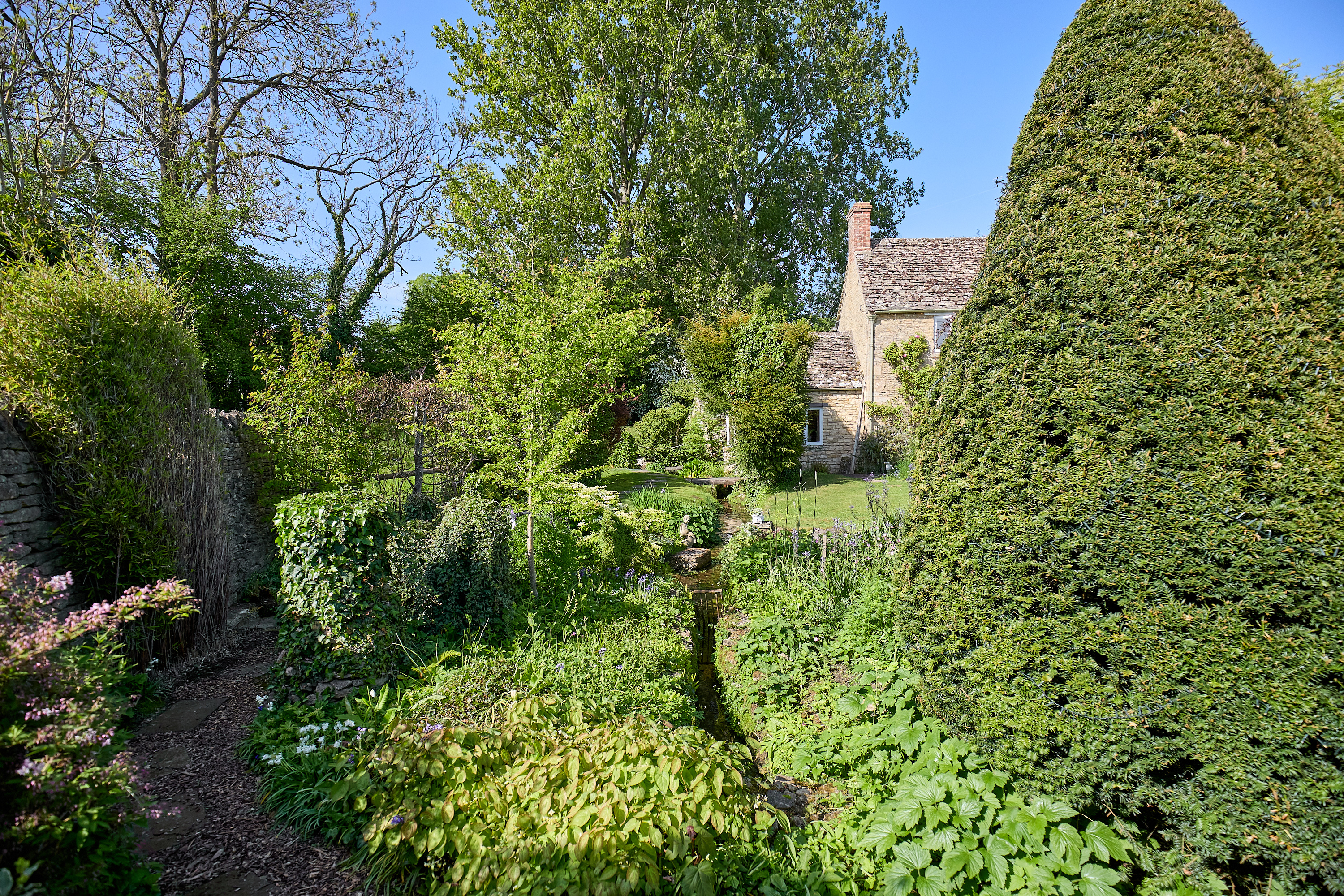 Bampton Road, Black Bourton, OX18, photo 29